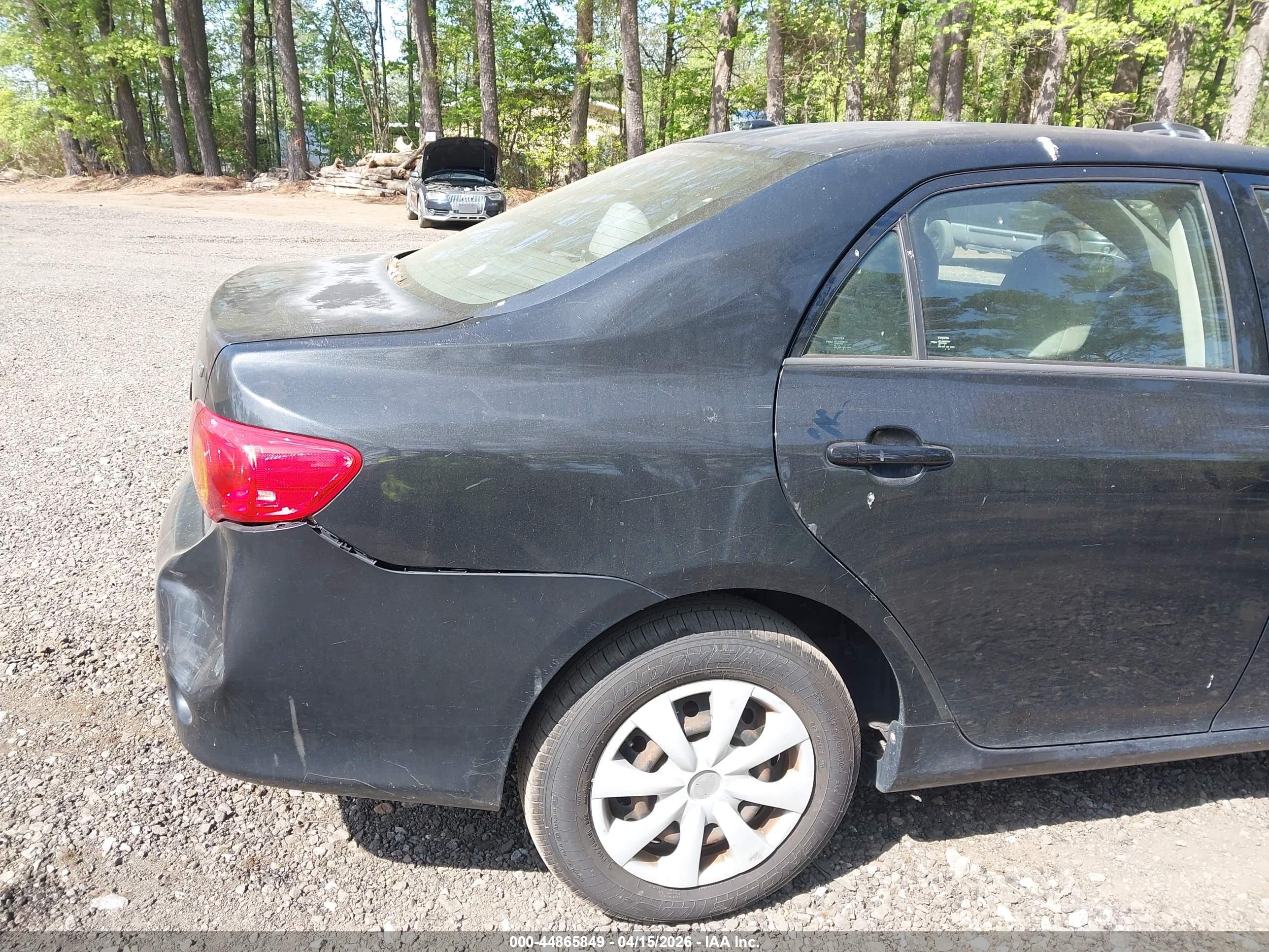 TOYOTA COROLLA image 6