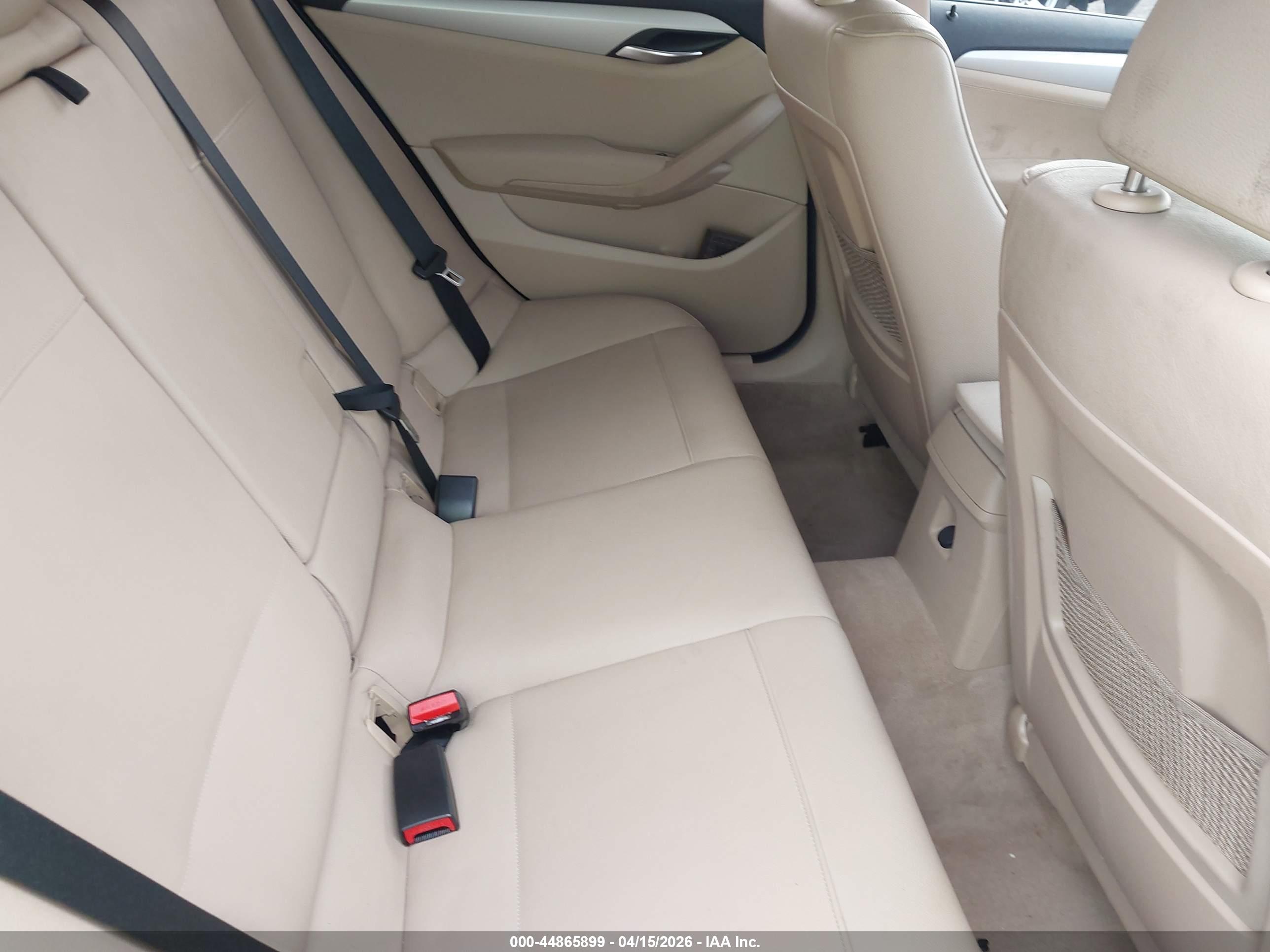 BMW X1 image 8