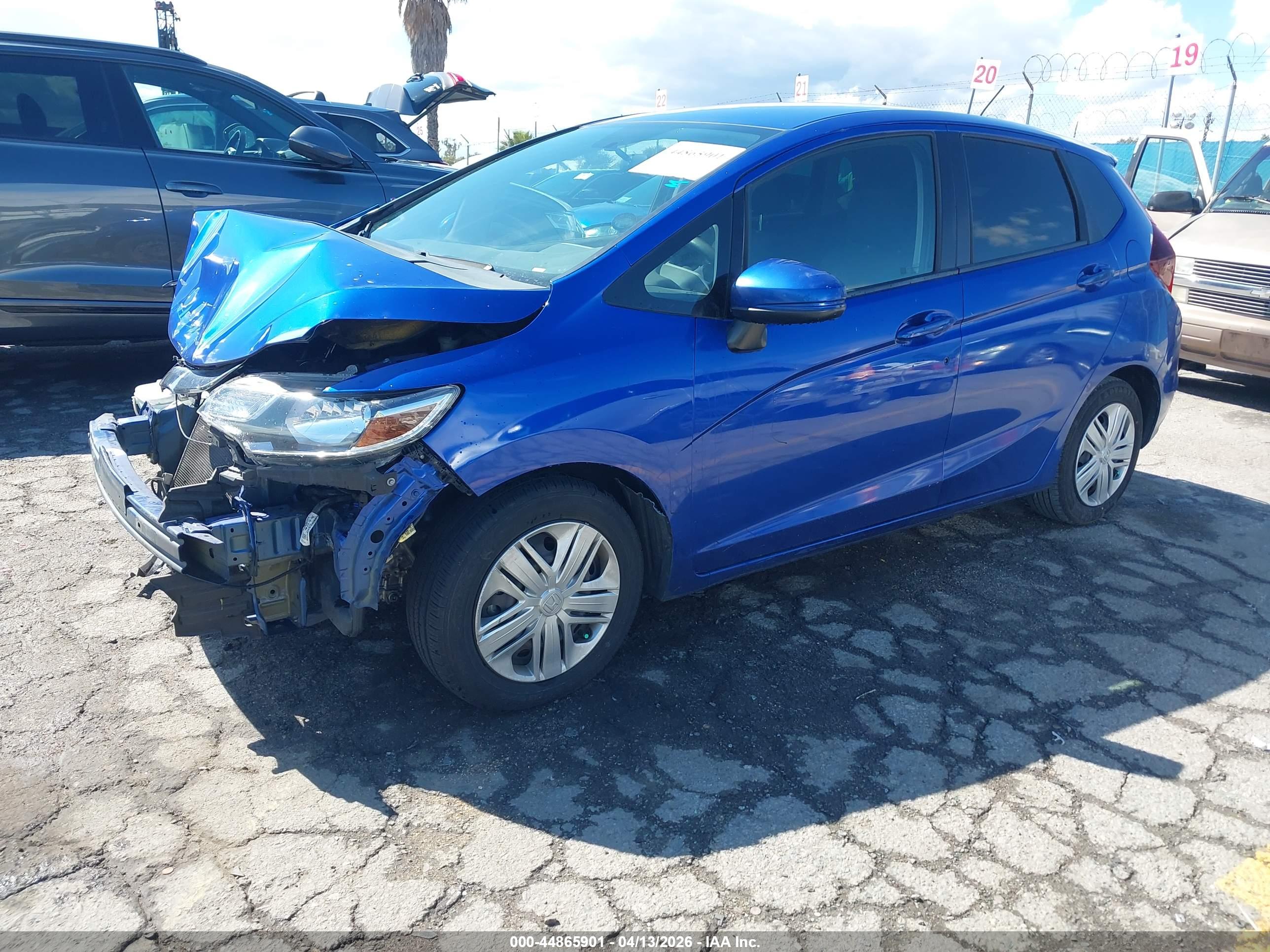 HONDA FIT image 2