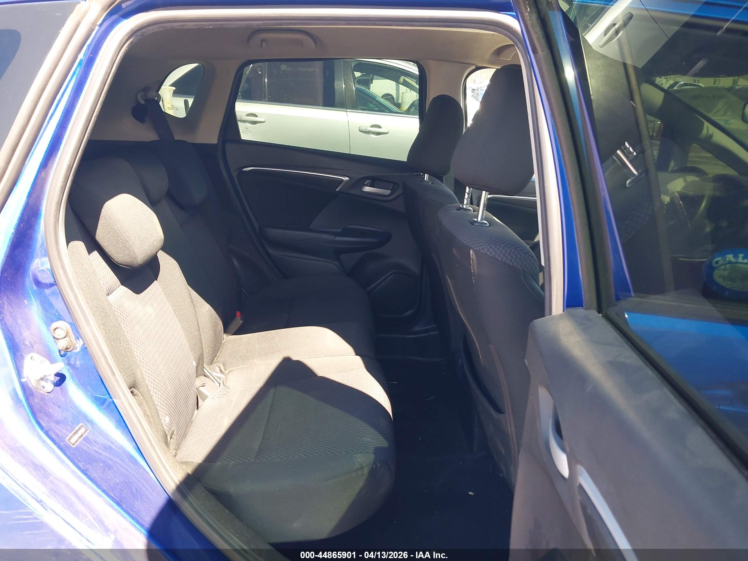 HONDA FIT image 8