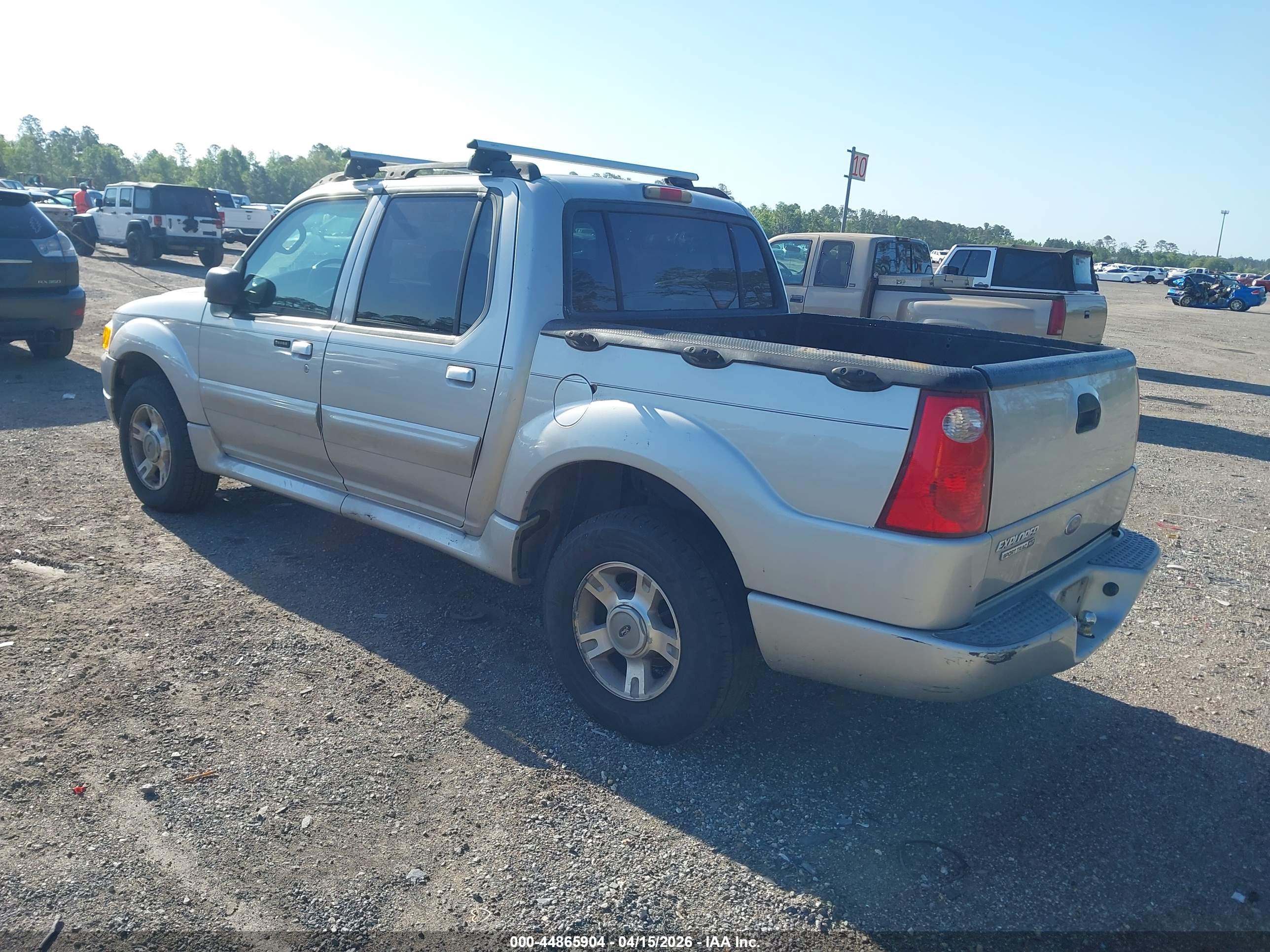 FORD EXPLORER image 3