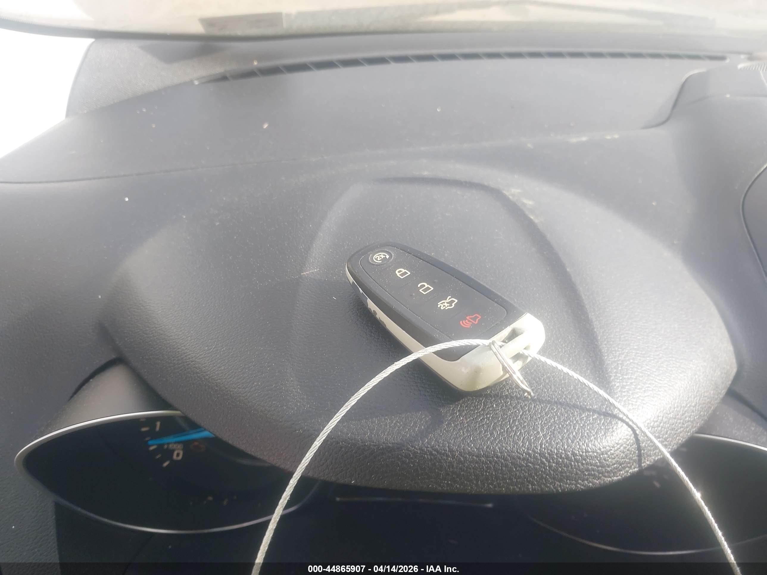 FORD ESCAPE image 11