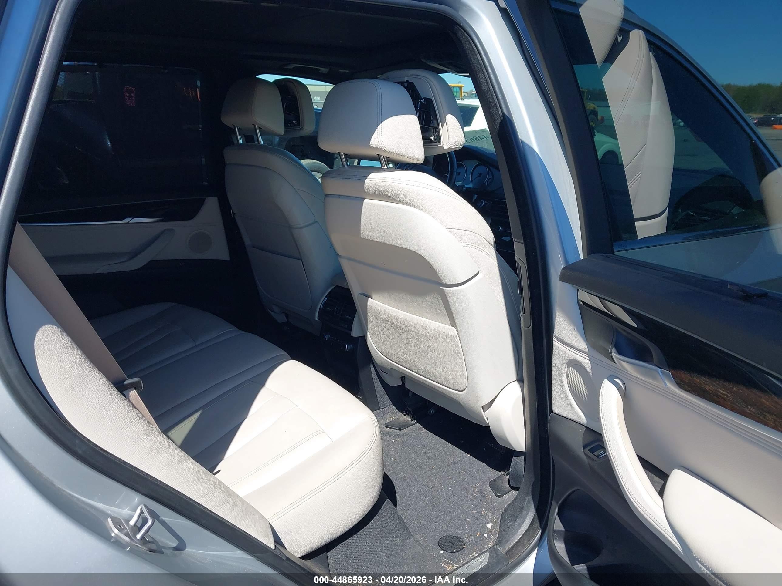 BMW X5 image 8