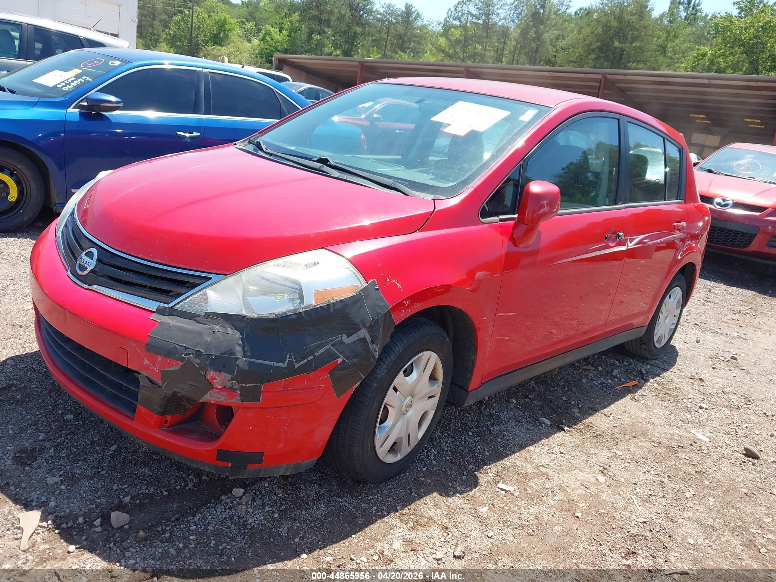 NISSAN VERSA image 2