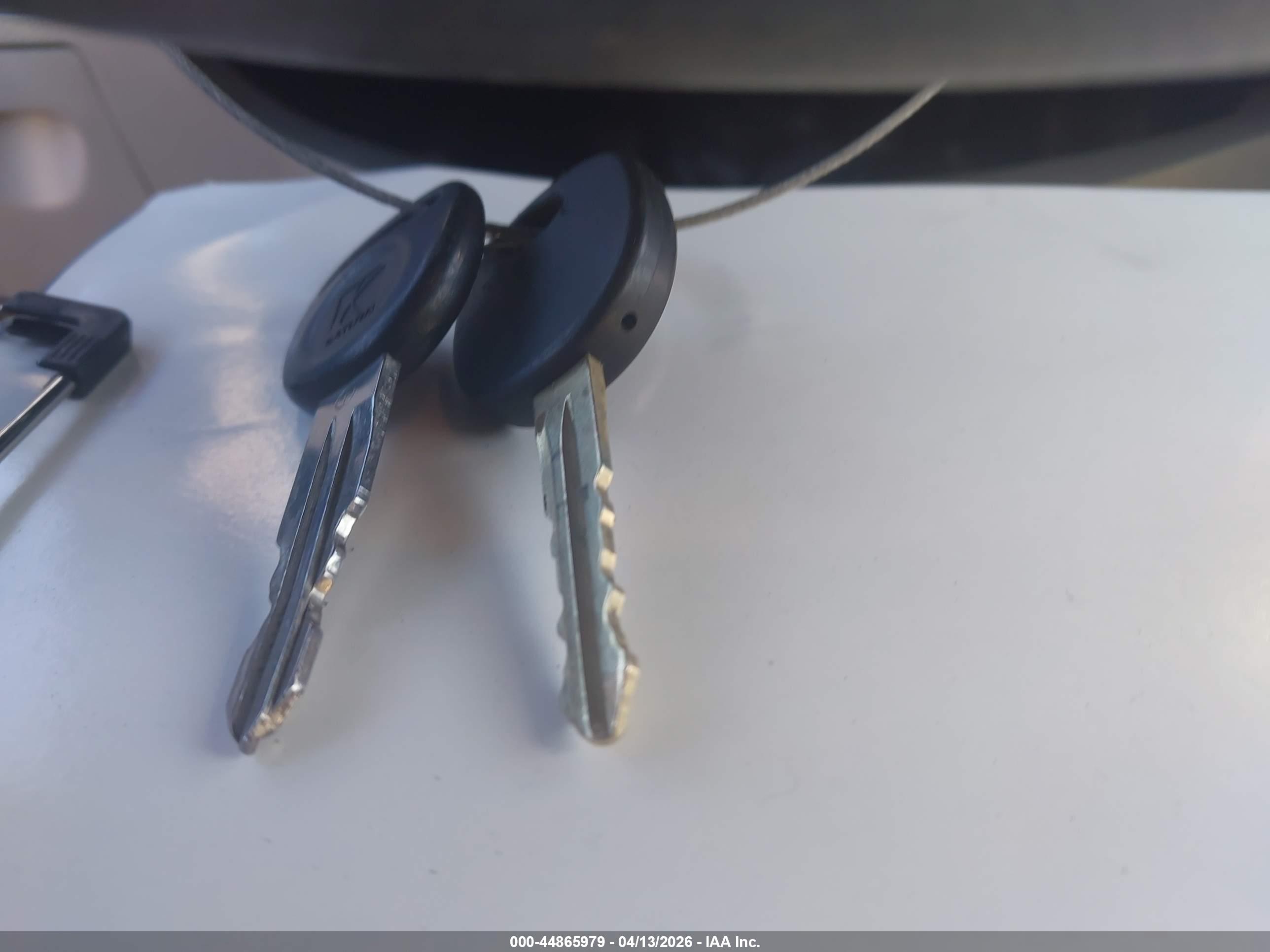 SATURN VUE image 11