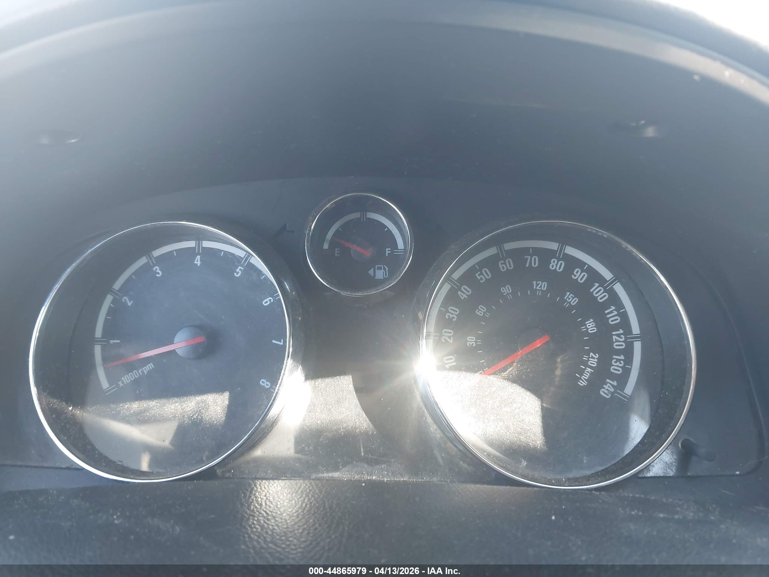 SATURN VUE image 7