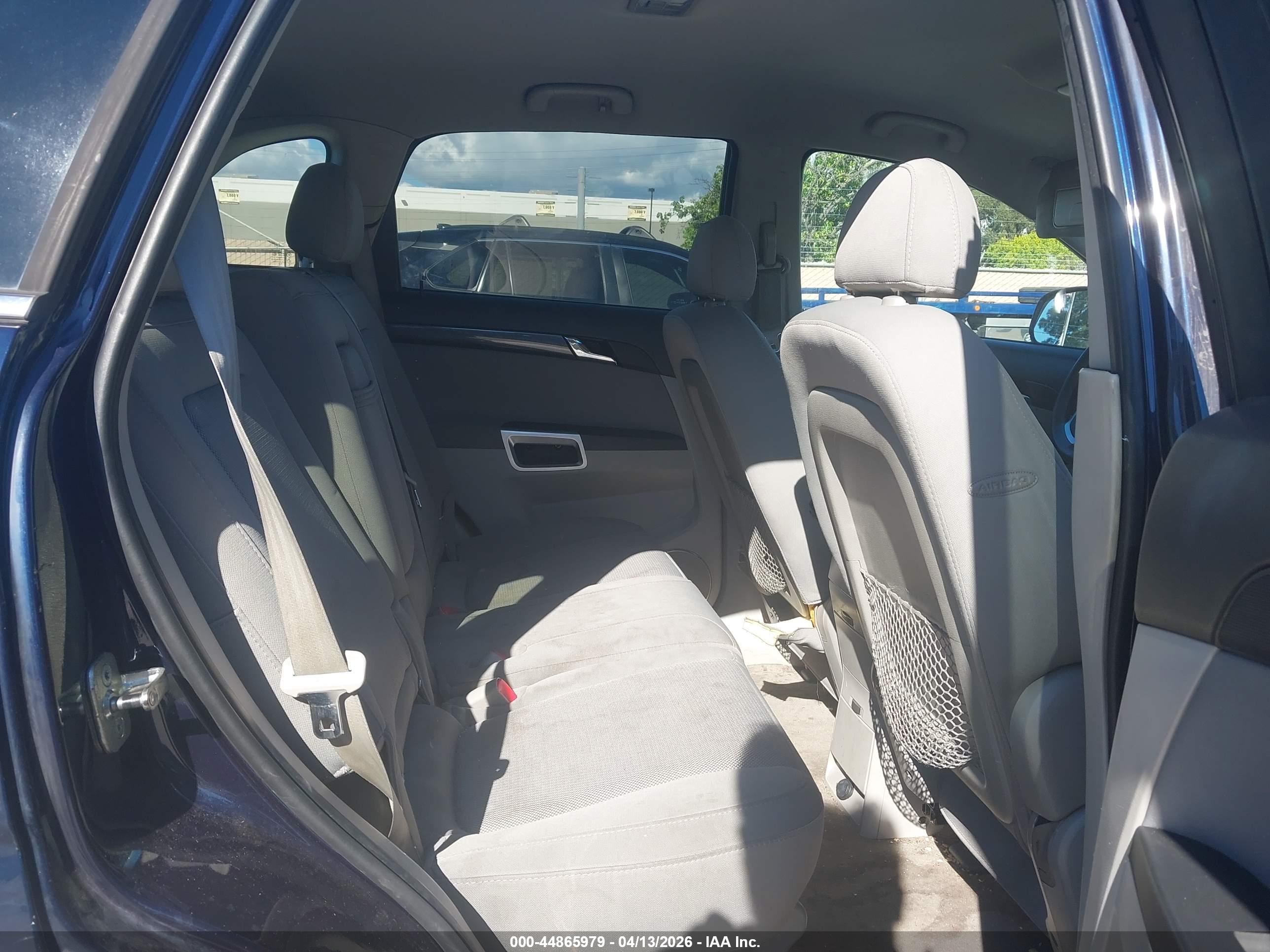 SATURN VUE image 8