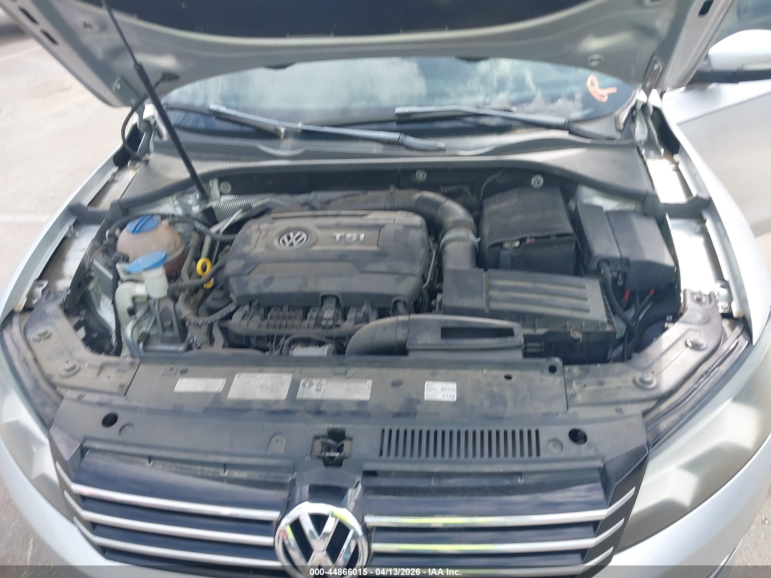 VOLKSWAGEN PASSAT image 10