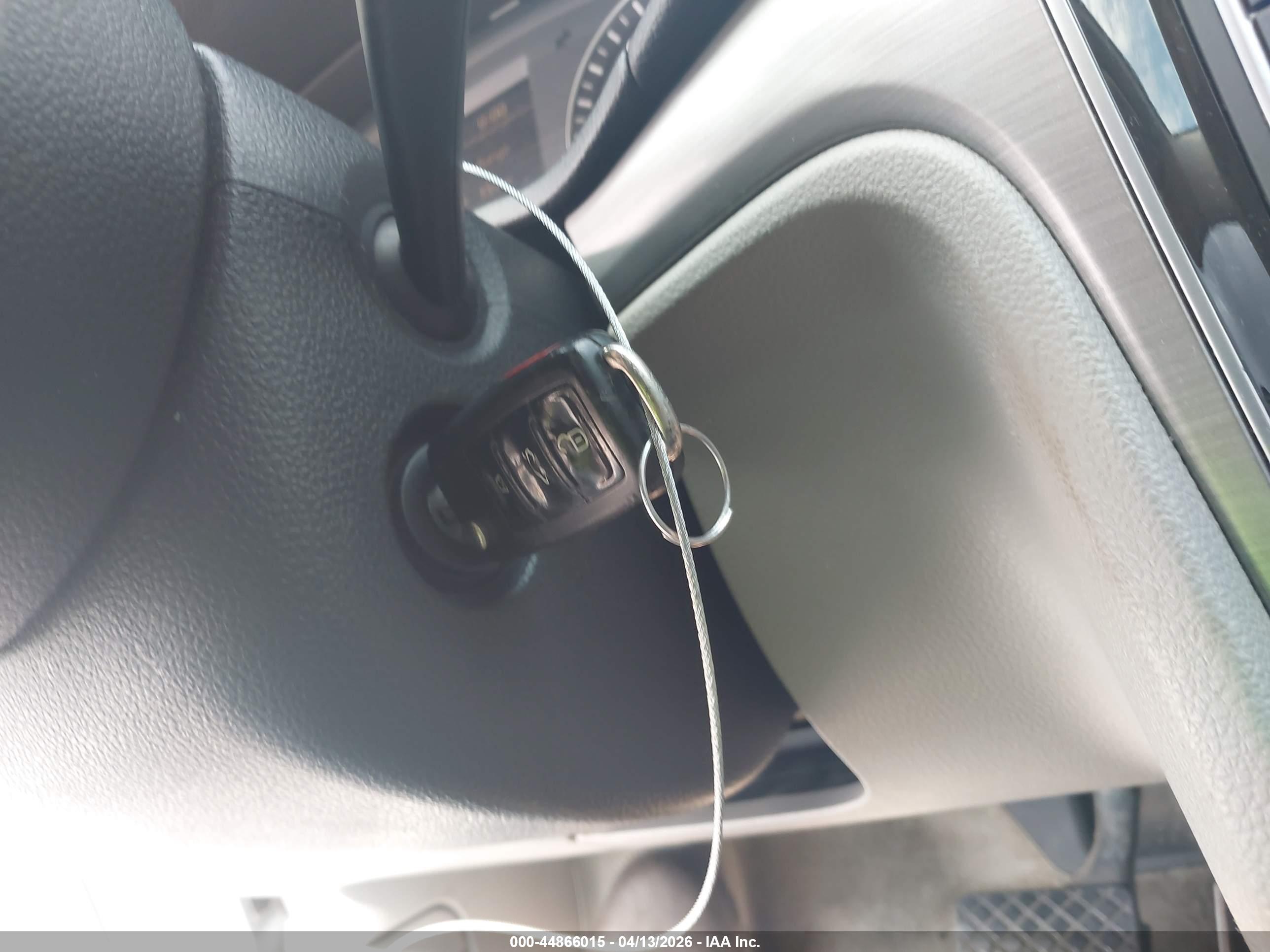 VOLKSWAGEN PASSAT image 11