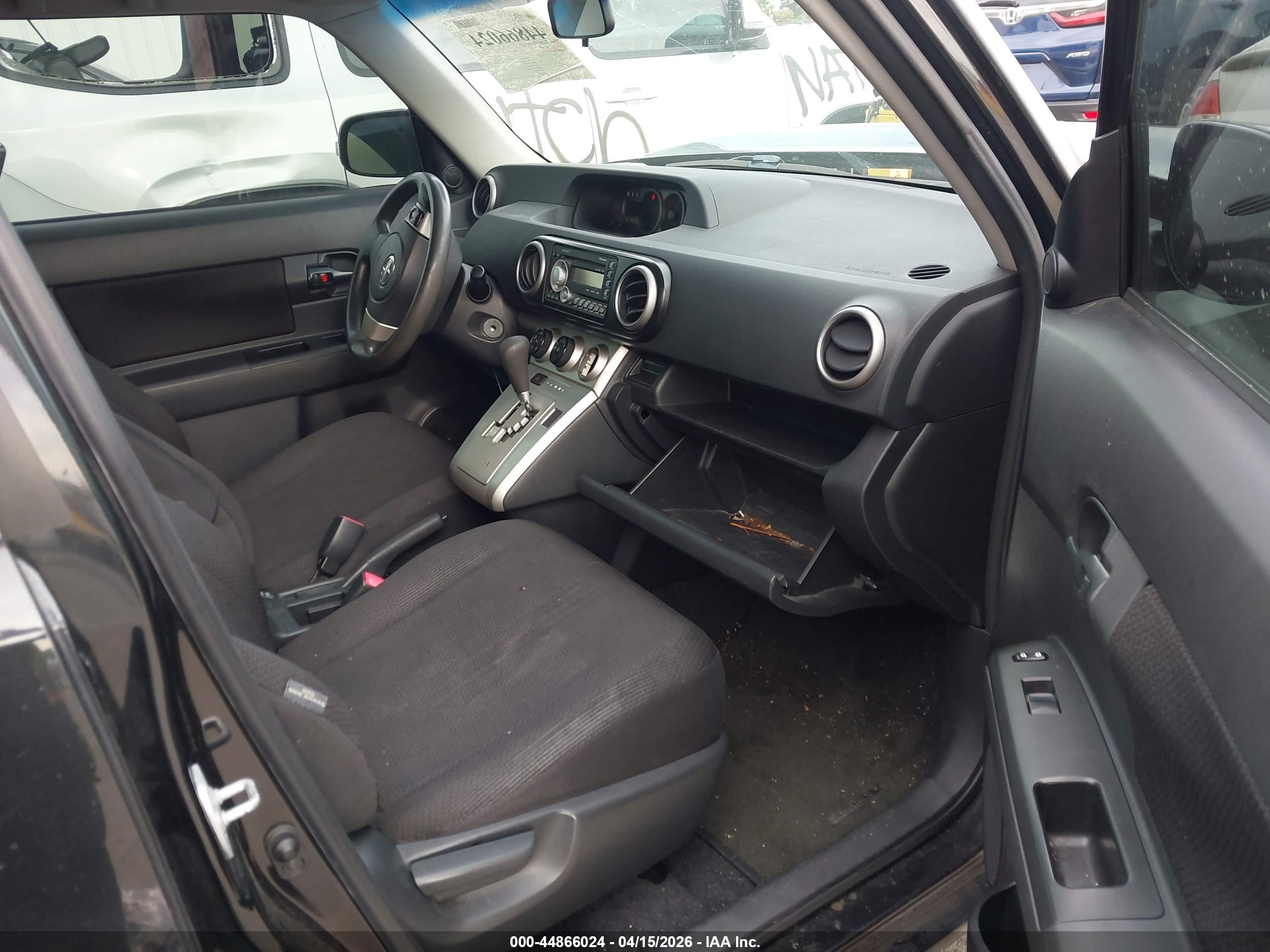 SCION XB image 5