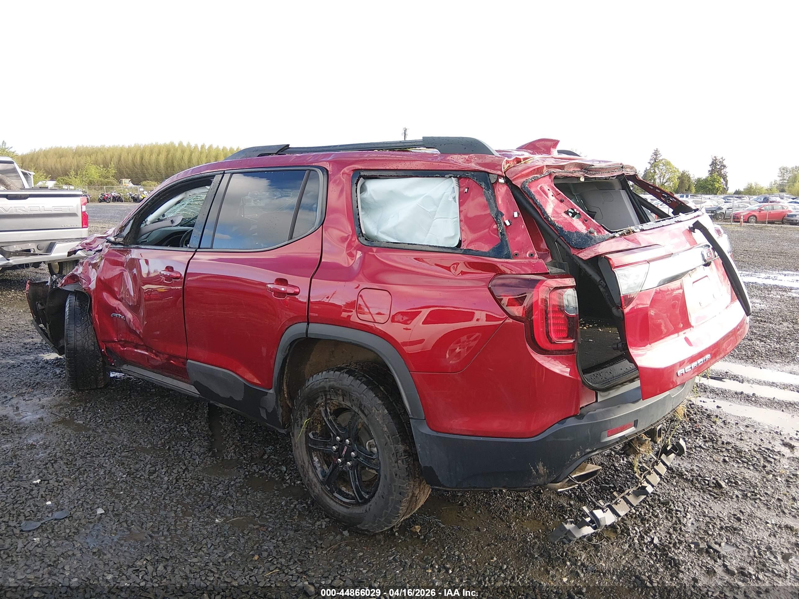 GMC ACADIA image 3
