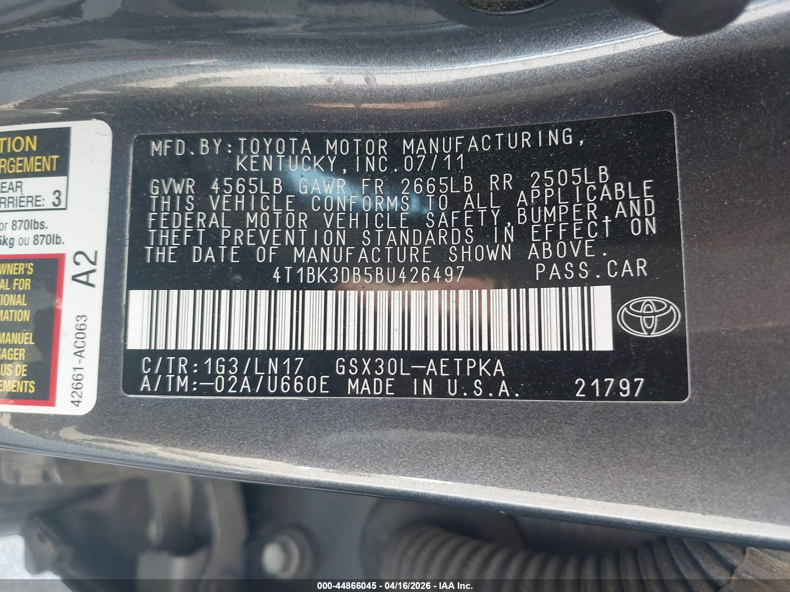 TOYOTA AVALON image 9