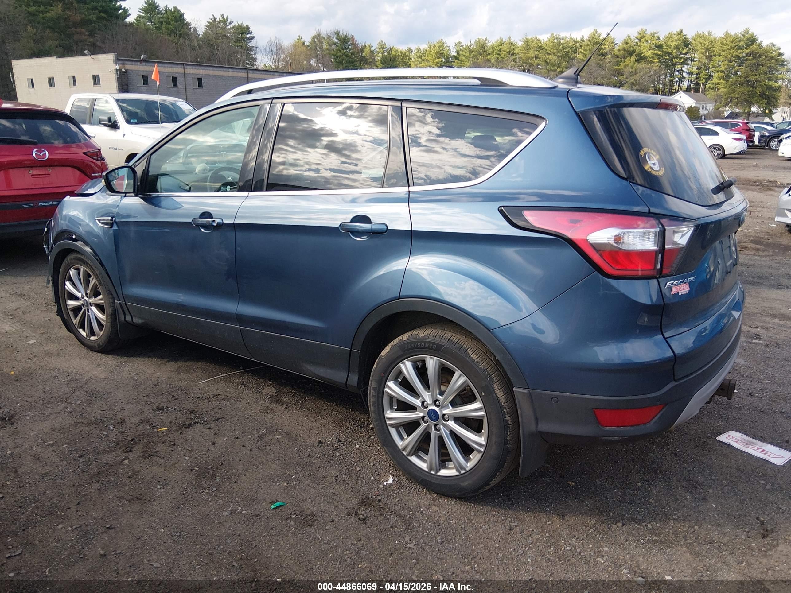FORD ESCAPE image 3