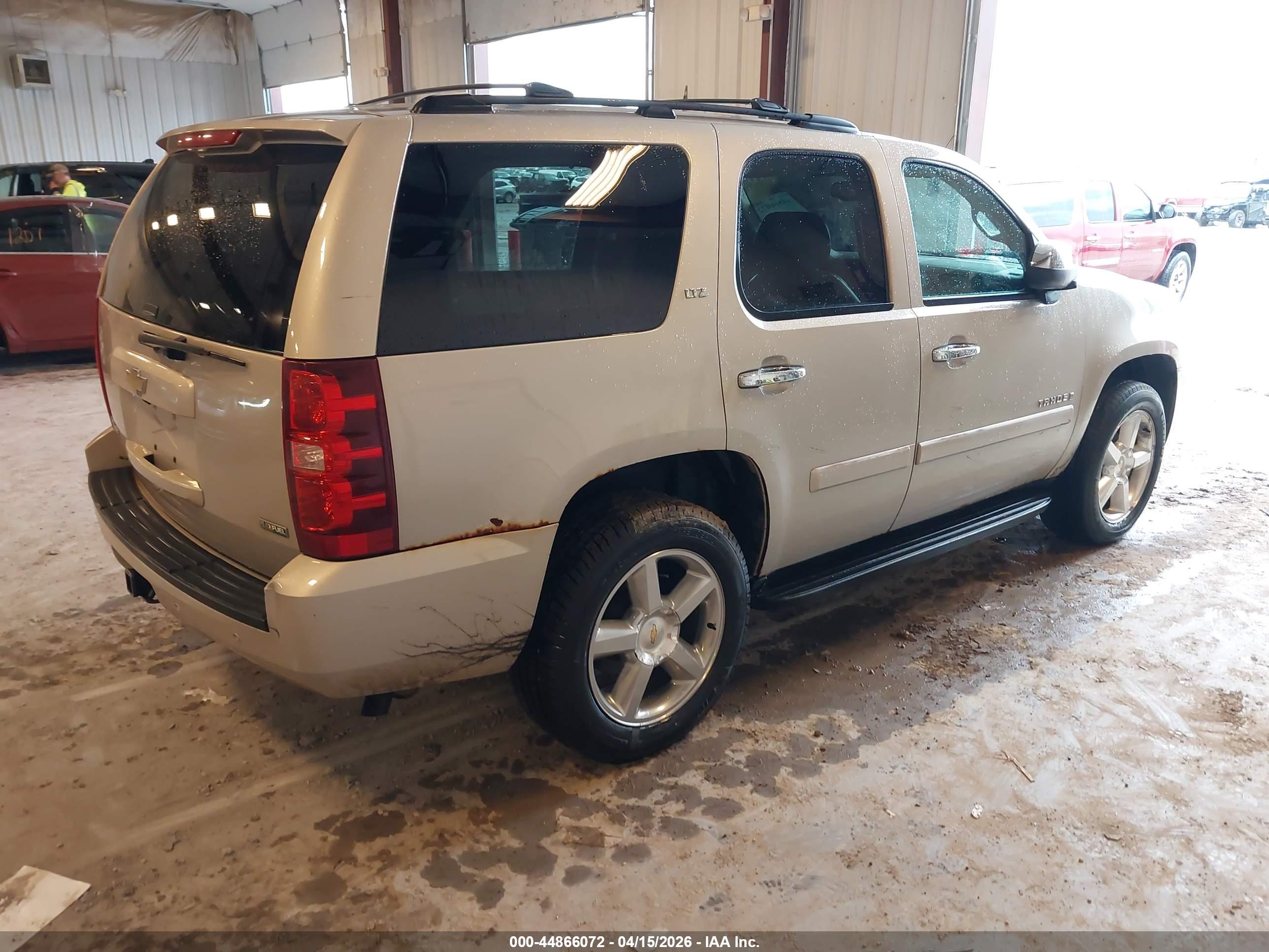 CHEVROLET TAHOE image 4