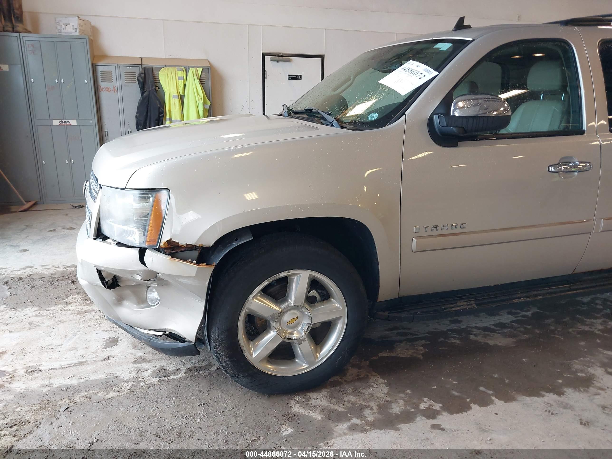CHEVROLET TAHOE image 6