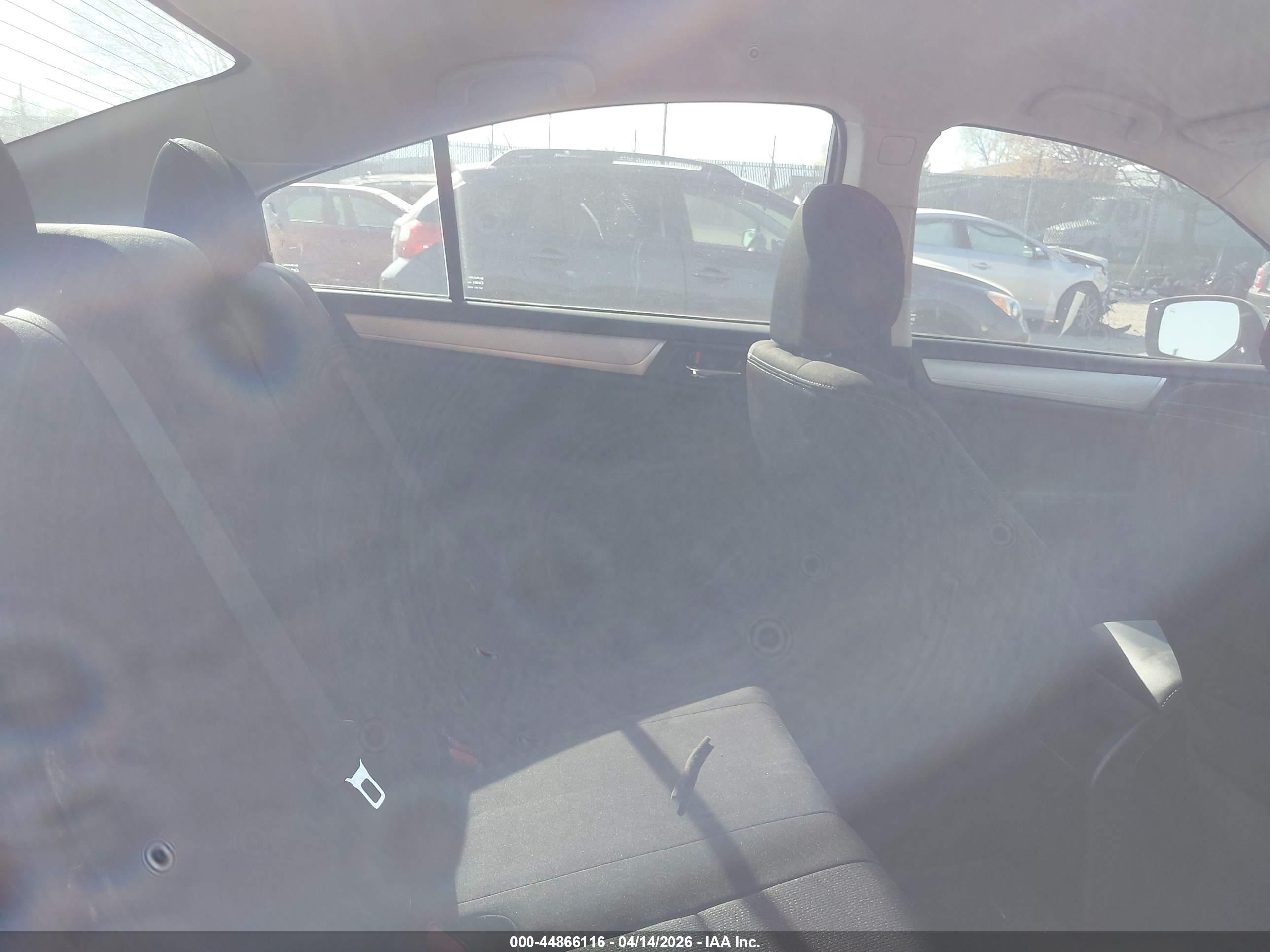 SUBARU LEGACY image 8