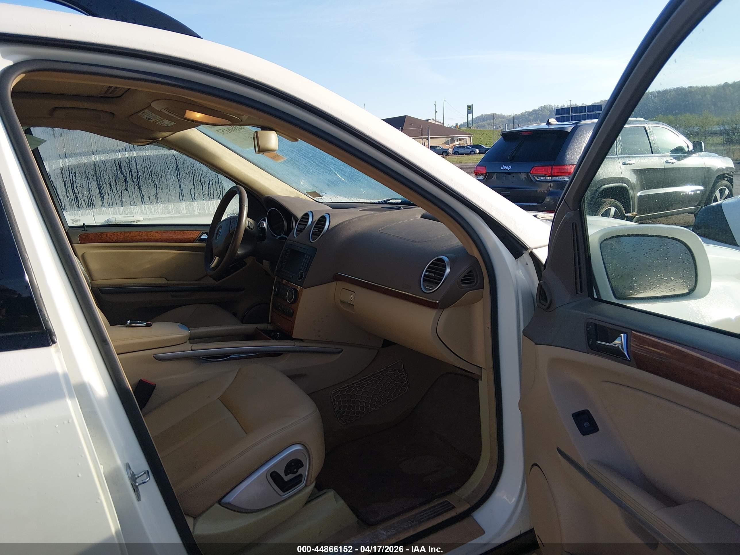 MERCEDES-BENZ GL image 5