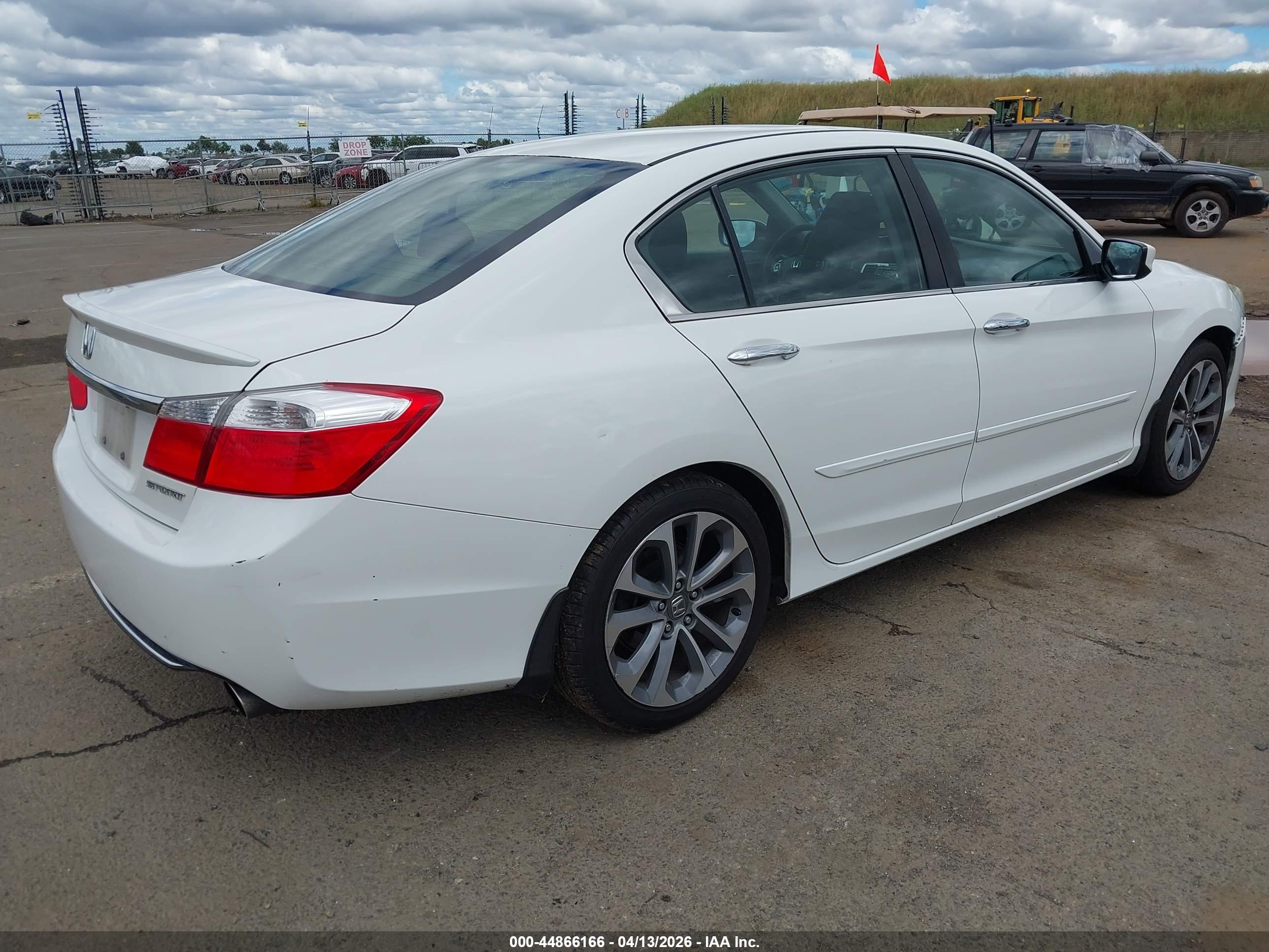 HONDA ACCORD image 4