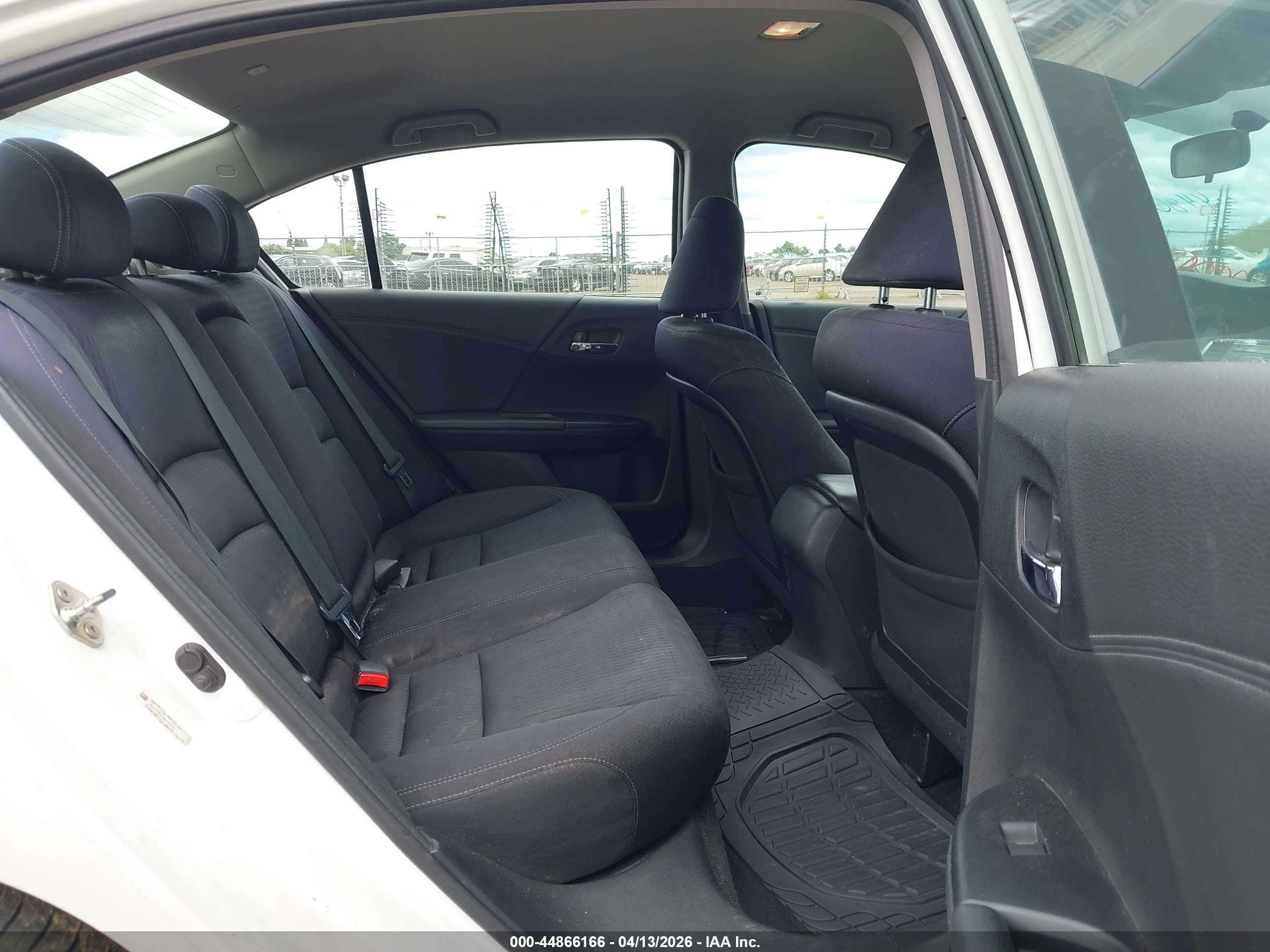 HONDA ACCORD image 8