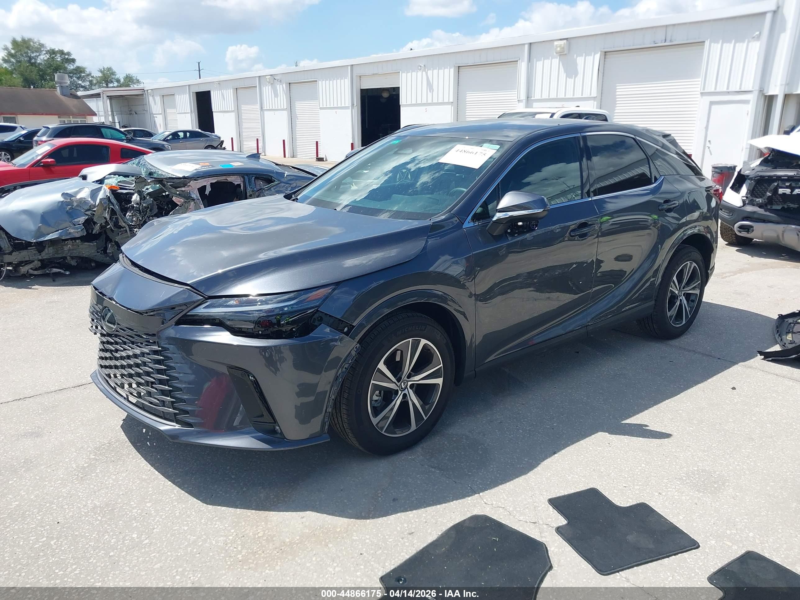 LEXUS RX image 2
