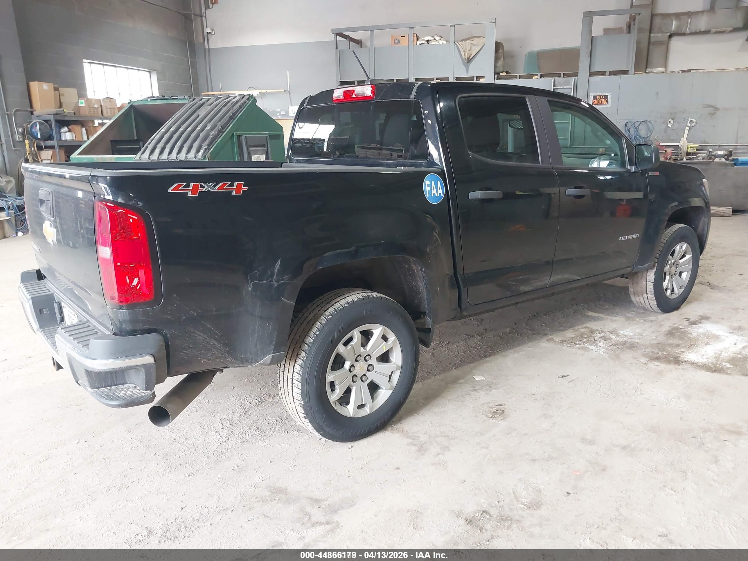 CHEVROLET COLORADO image 4