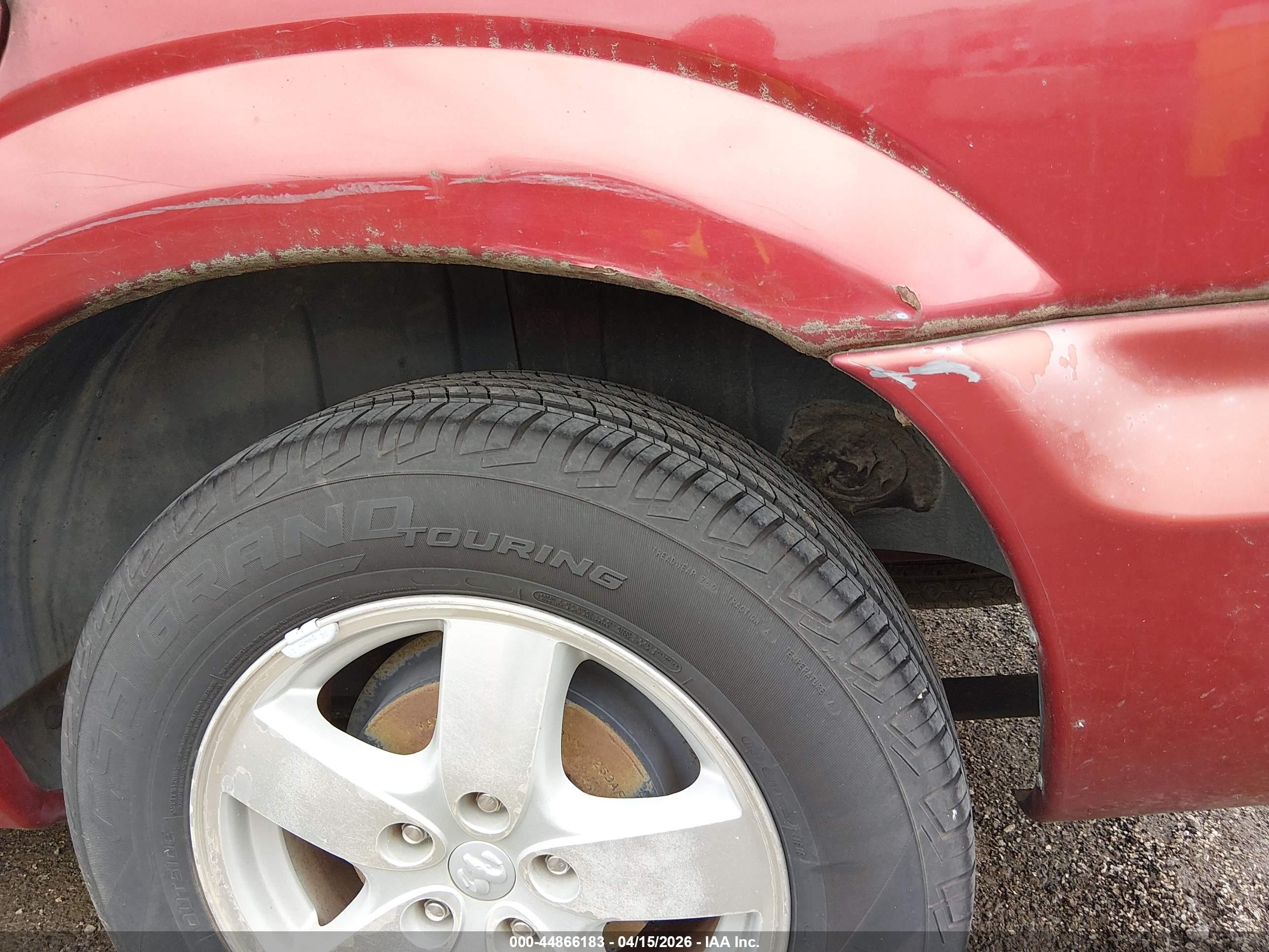 DODGE CARAVAN image 6