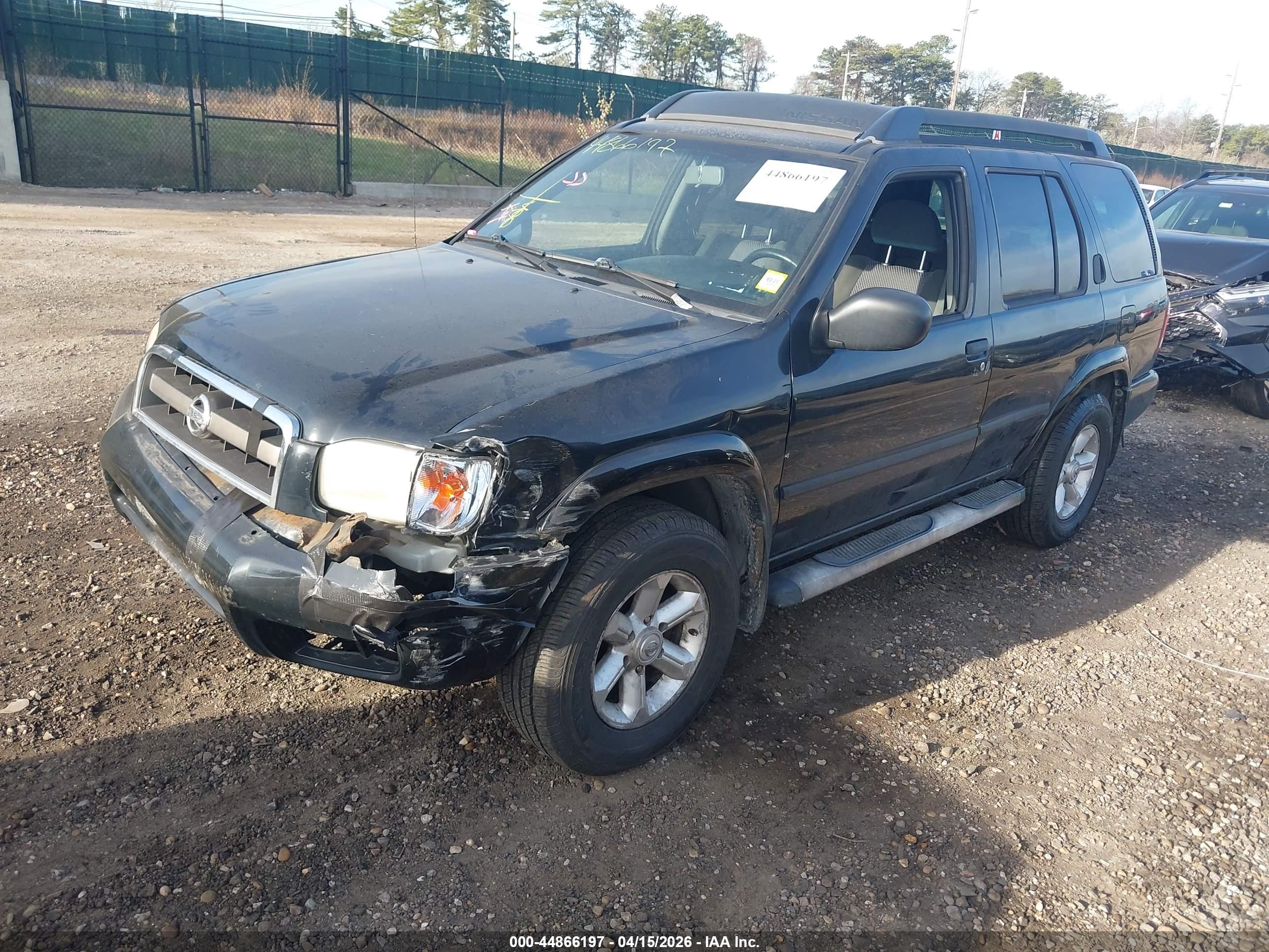 NISSAN PATHFINDER image 2