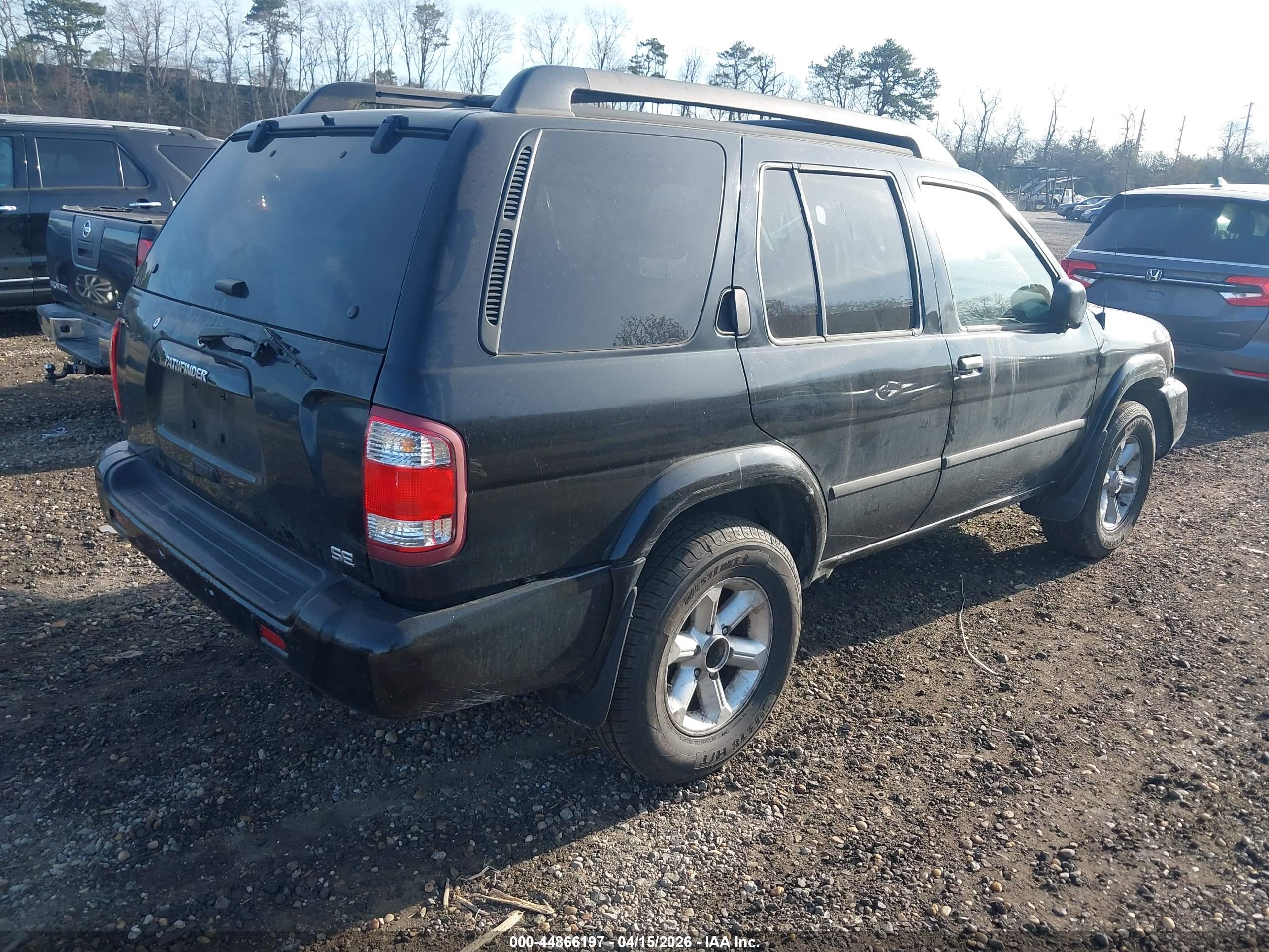 NISSAN PATHFINDER image 4