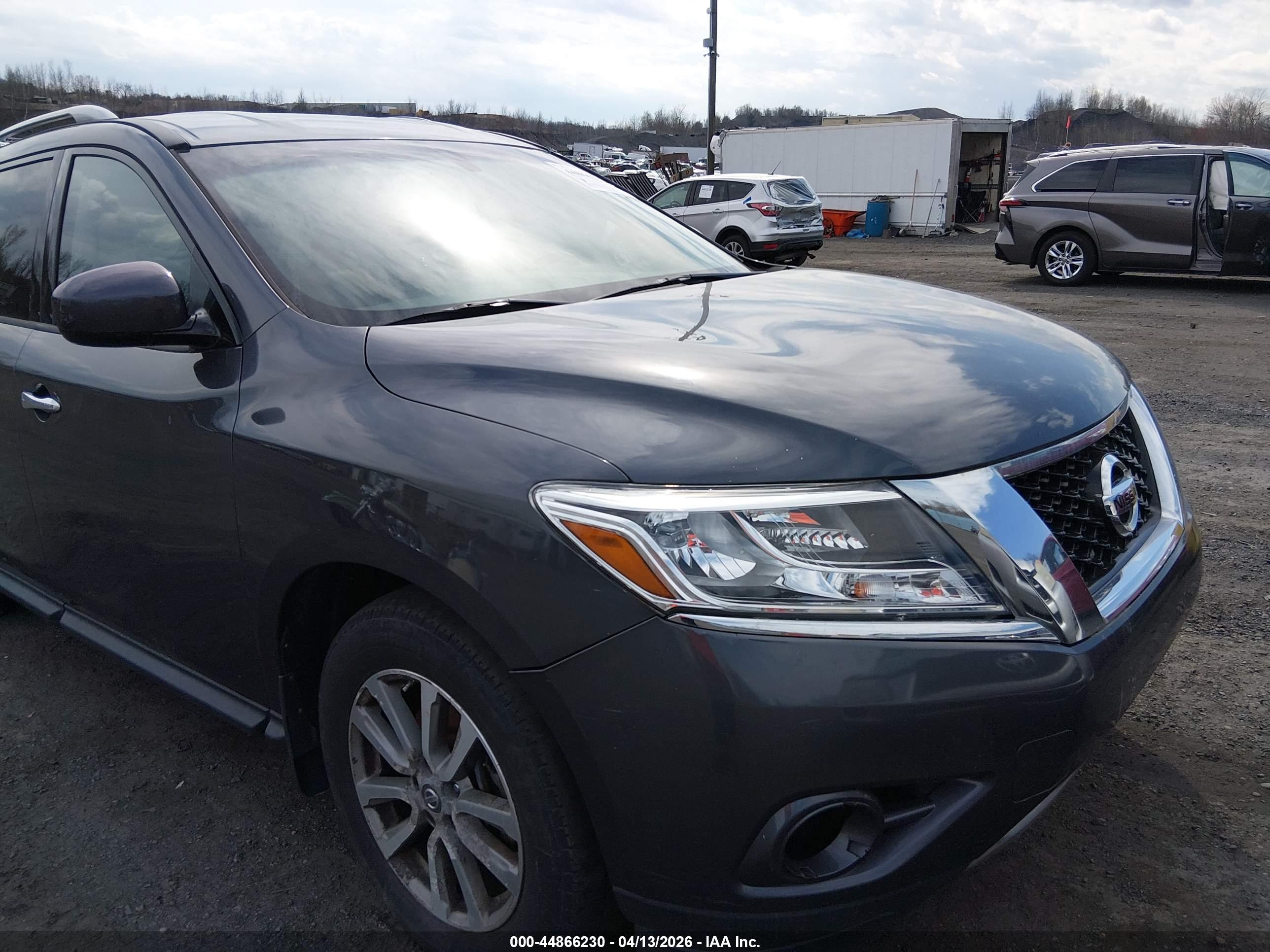 NISSAN PATHFINDER image 6