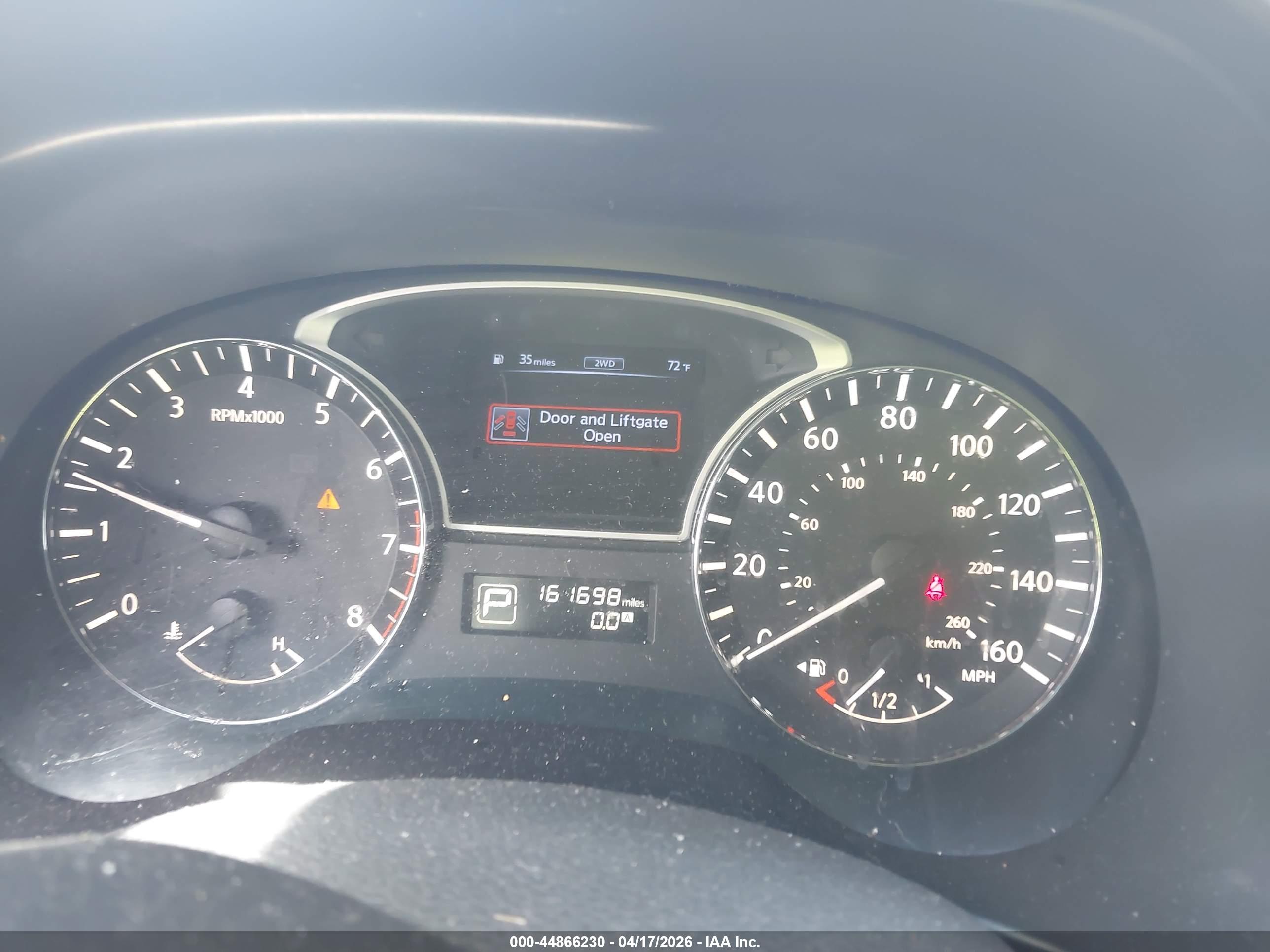 NISSAN PATHFINDER image 7