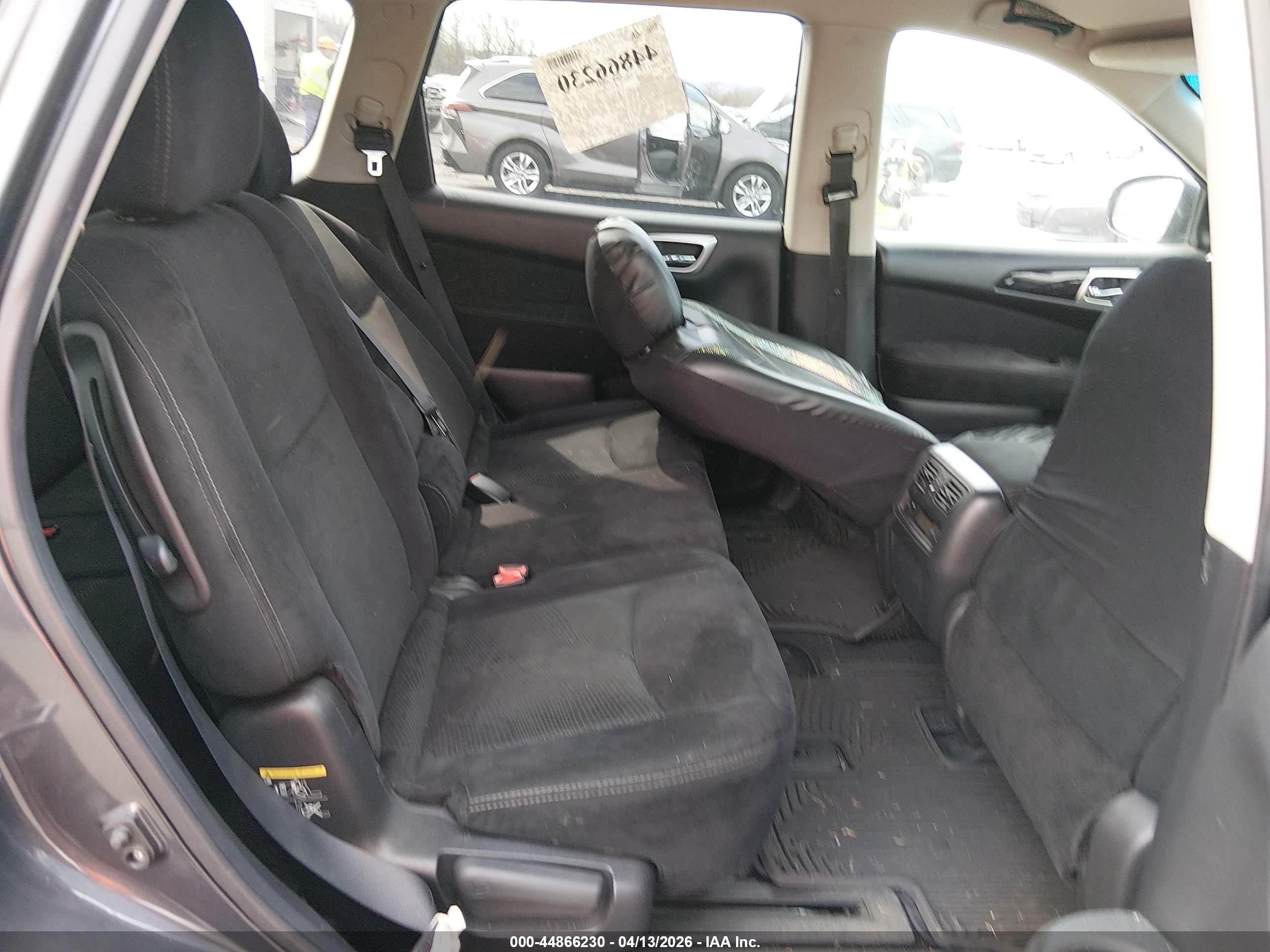 NISSAN PATHFINDER image 8
