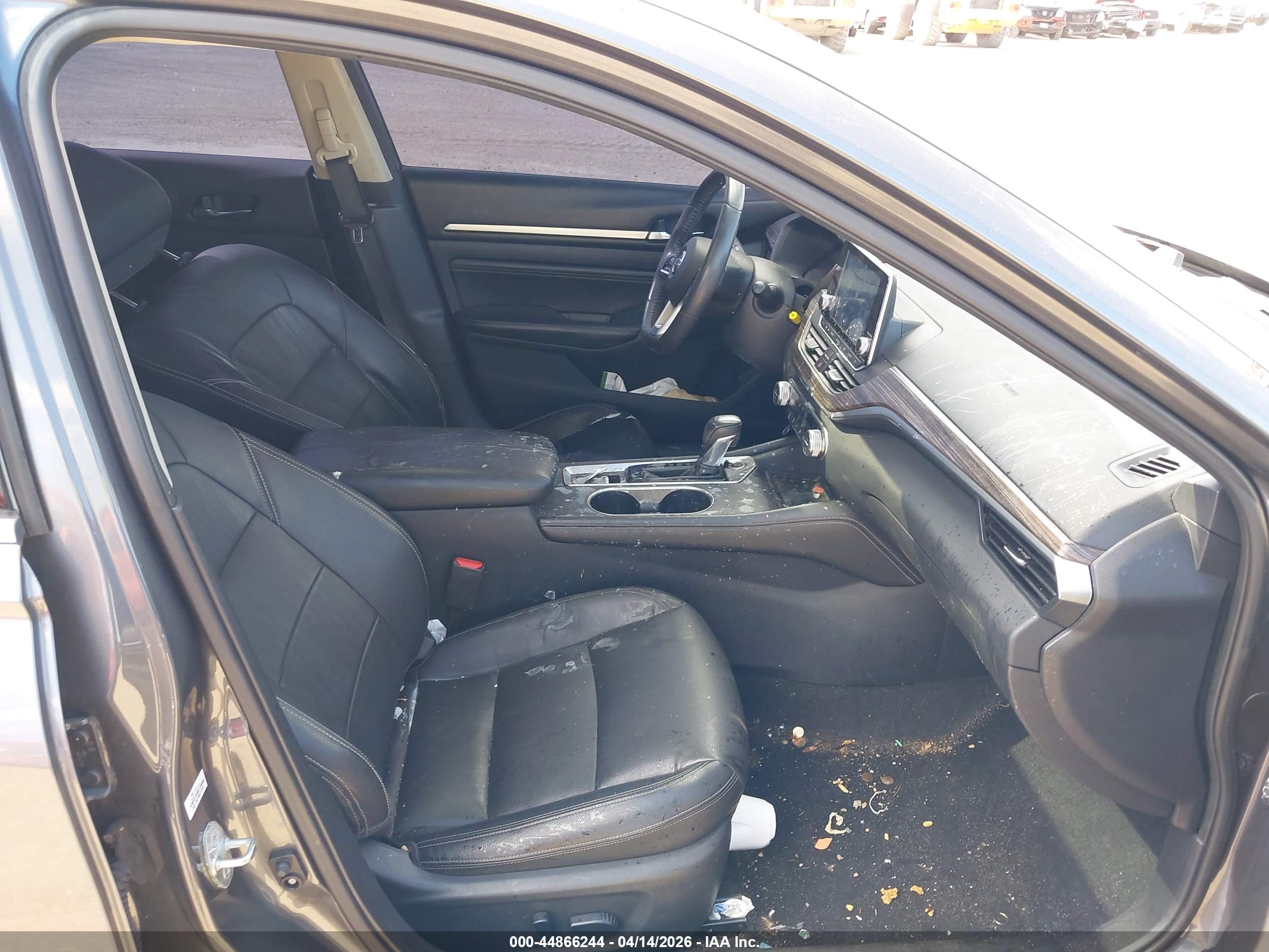 NISSAN ALTIMA image 5