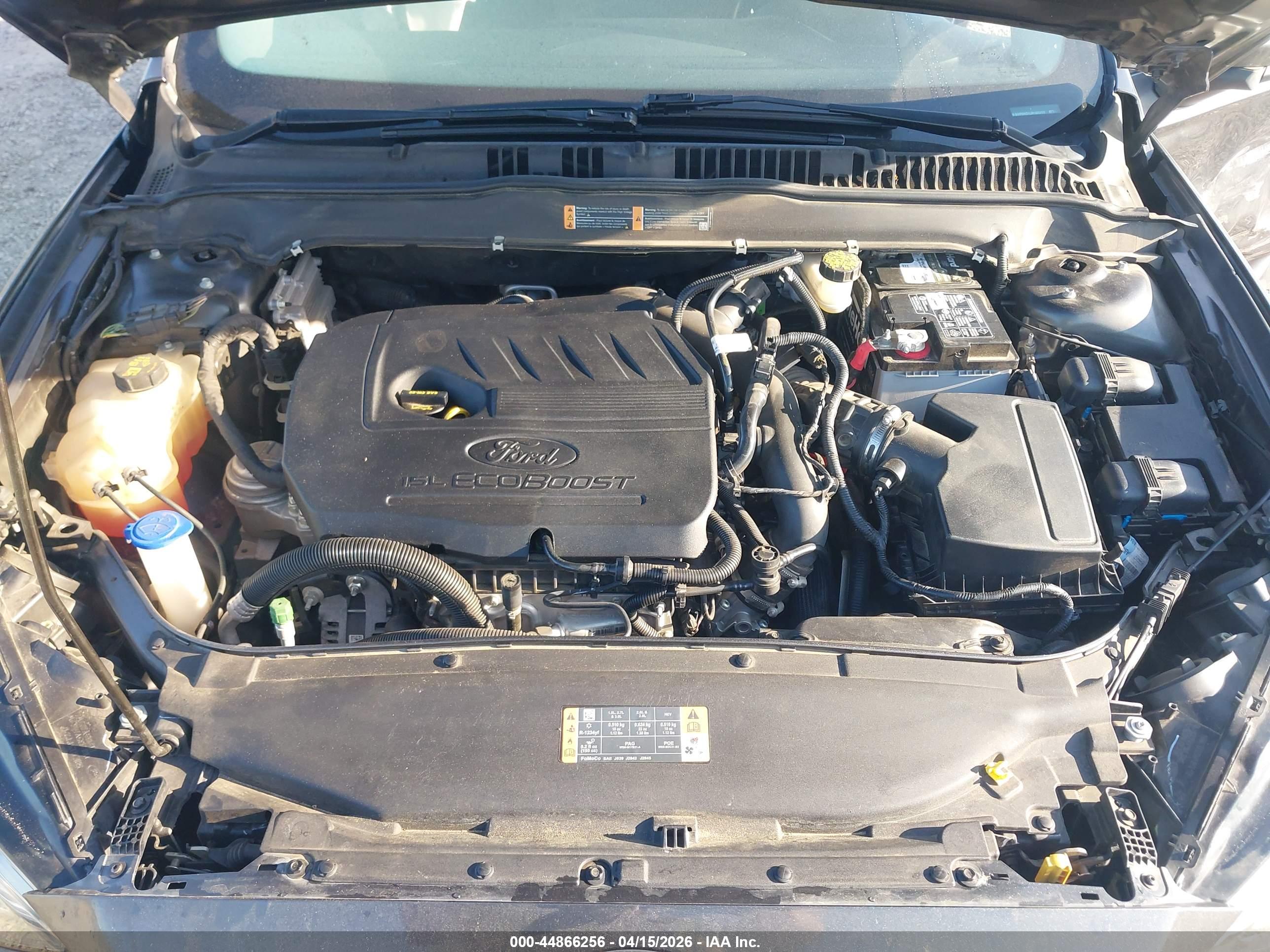 FORD FUSION image 10
