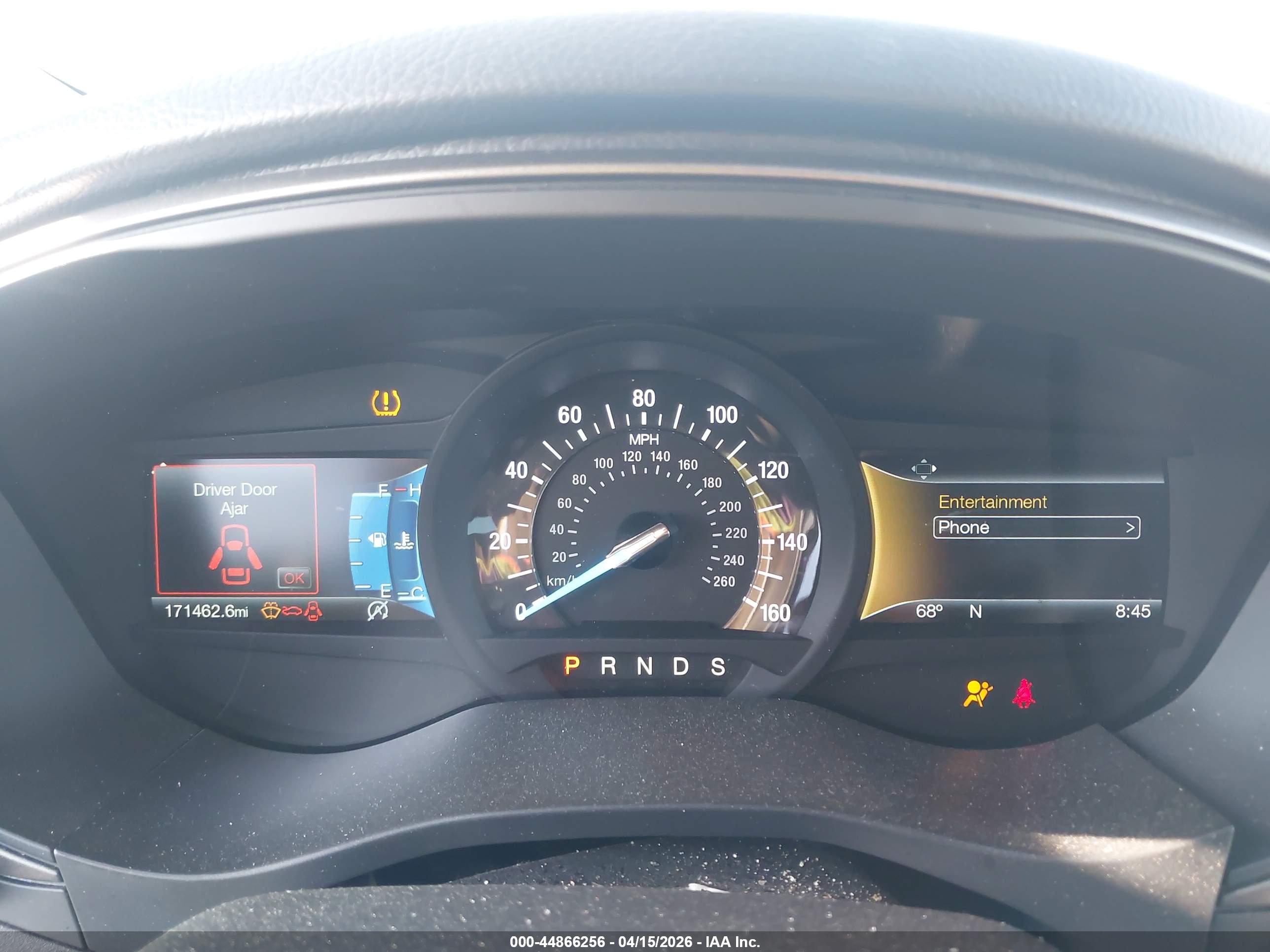 FORD FUSION image 7