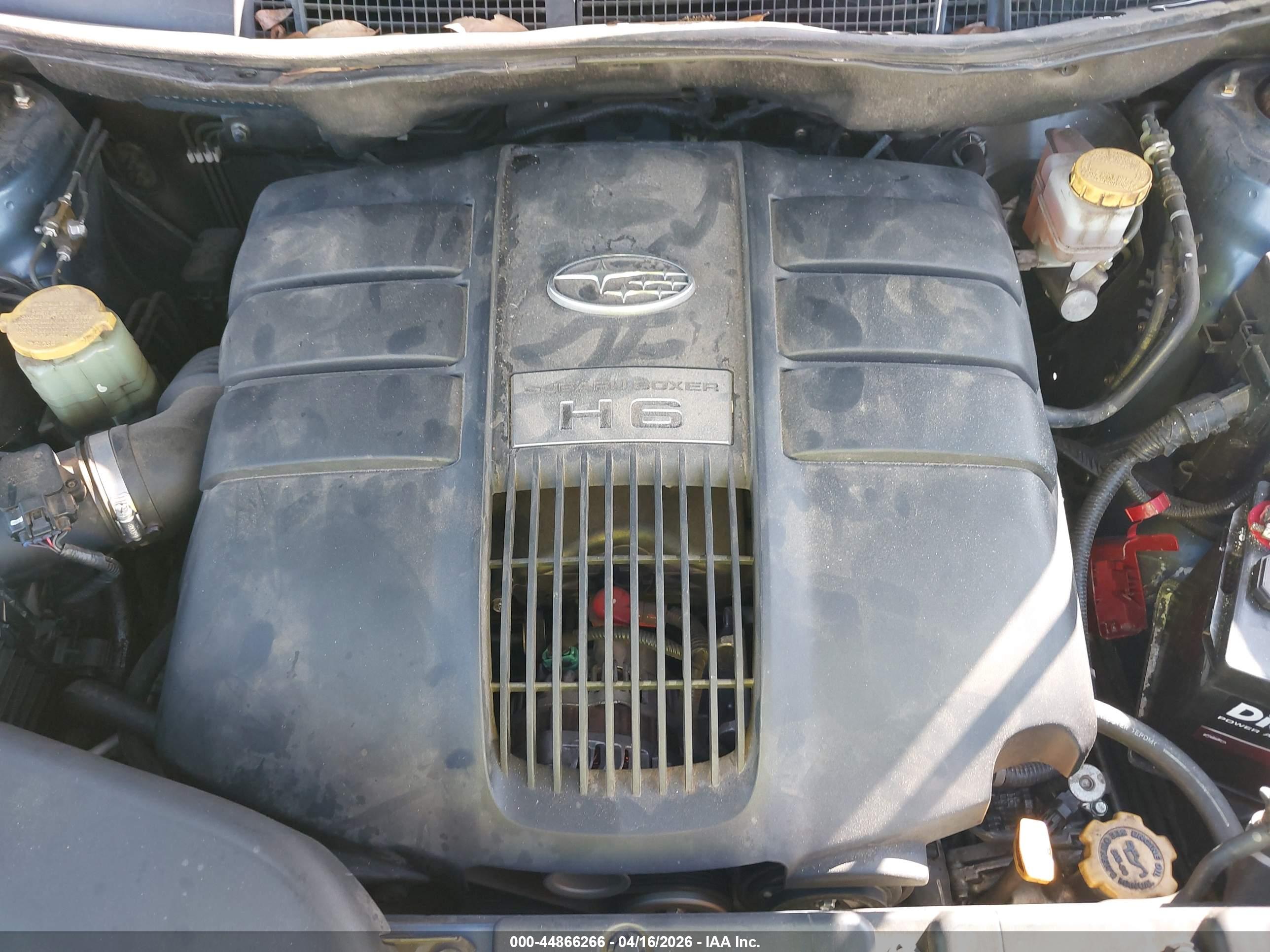 SUBARU B9 image 10