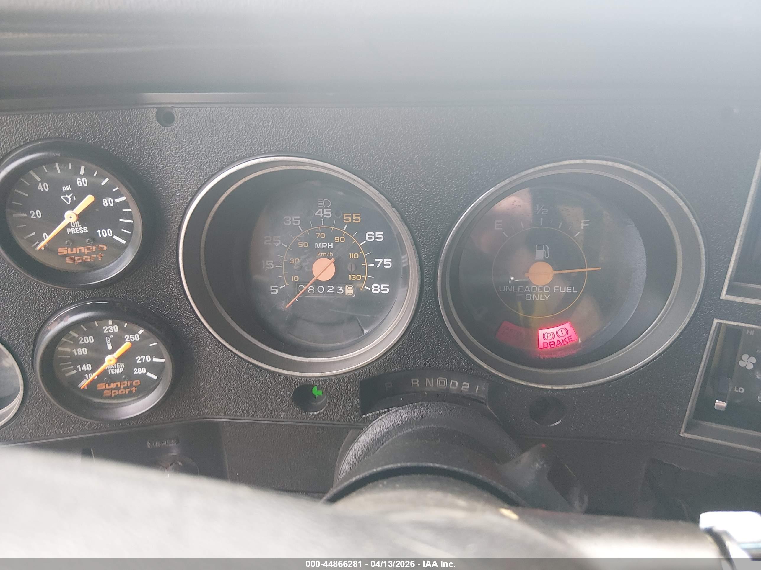 CHEVROLET BLAZER image 7