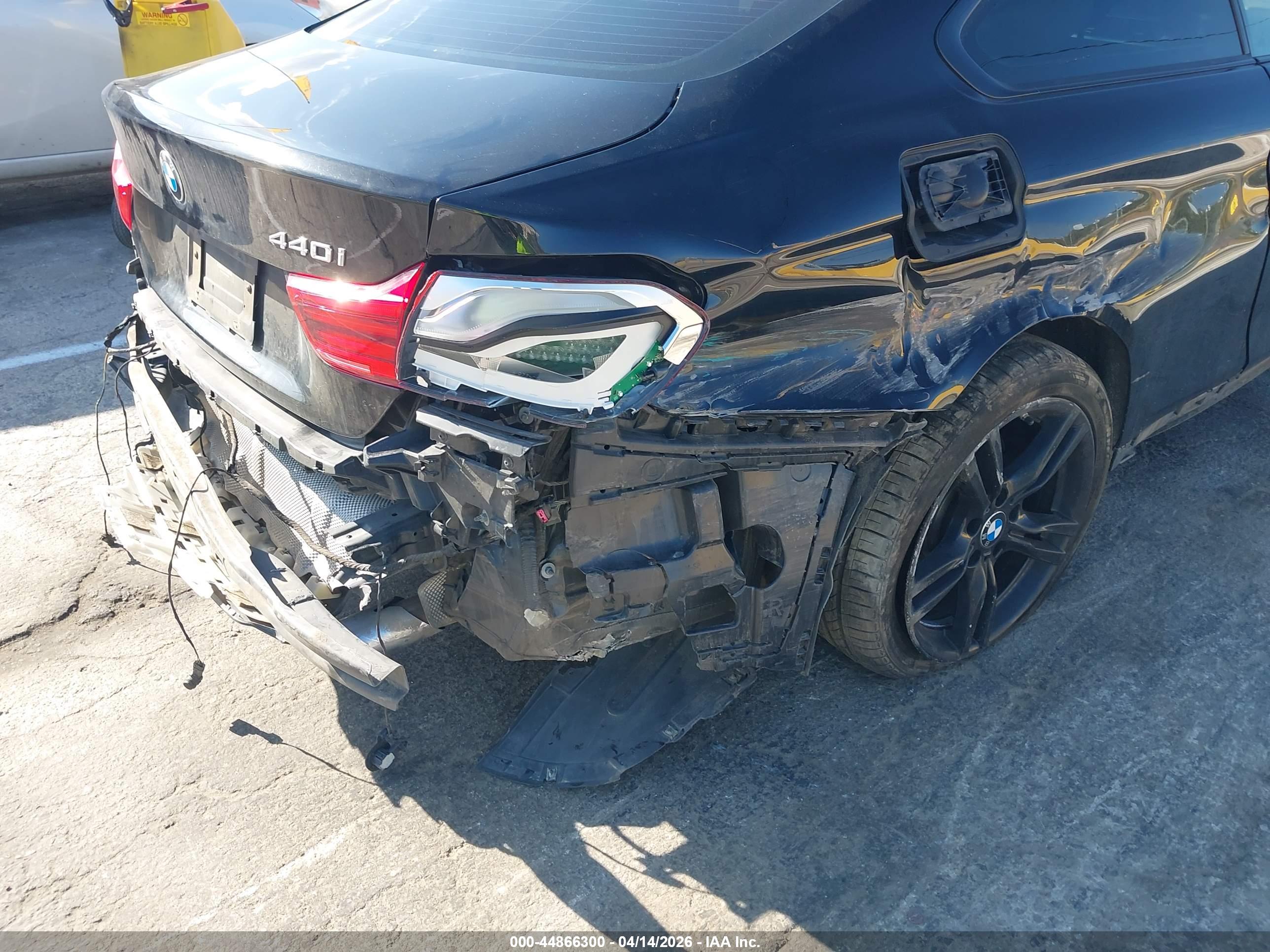 BMW 440I image 6