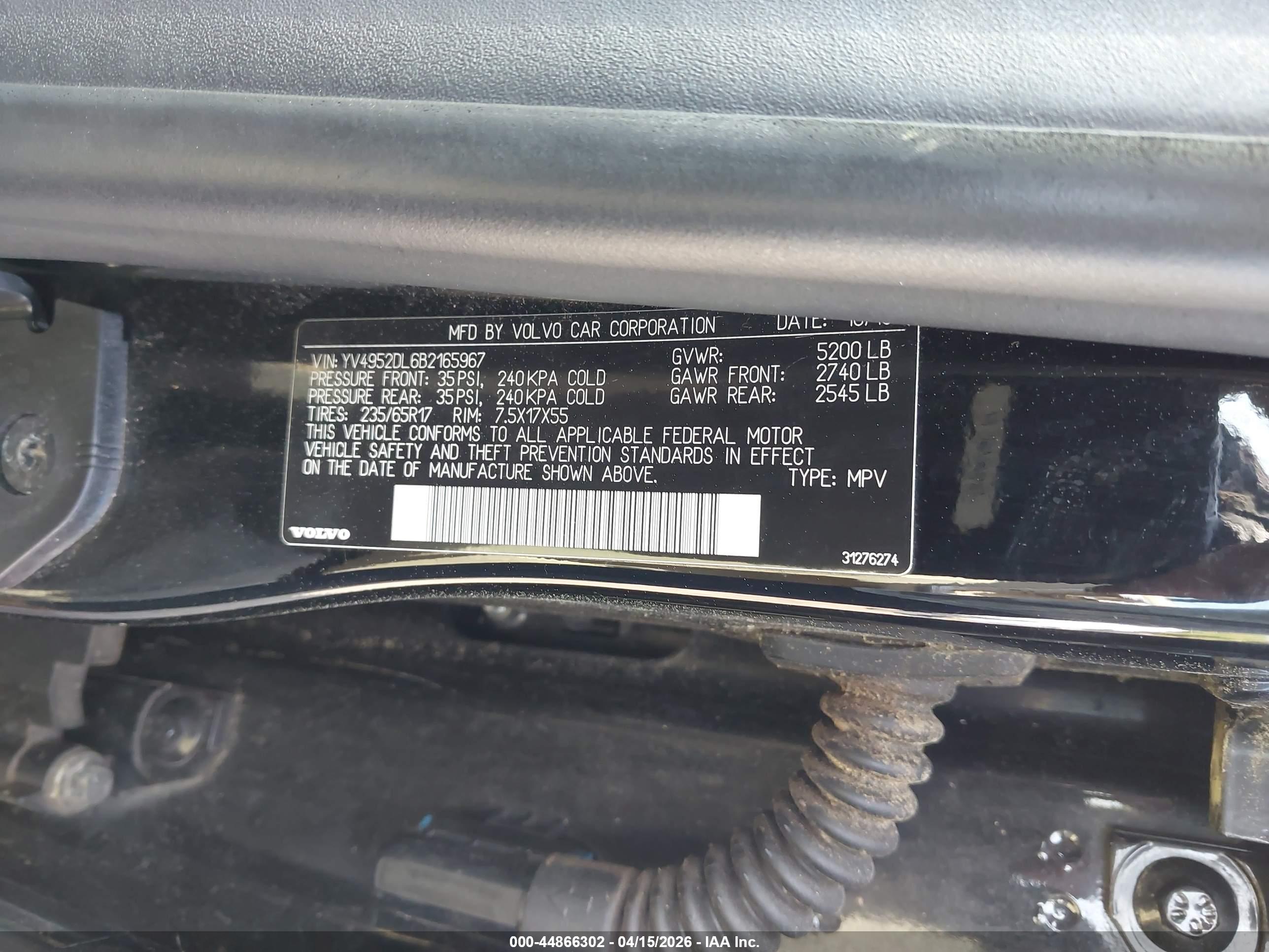 VOLVO XC60 image 9