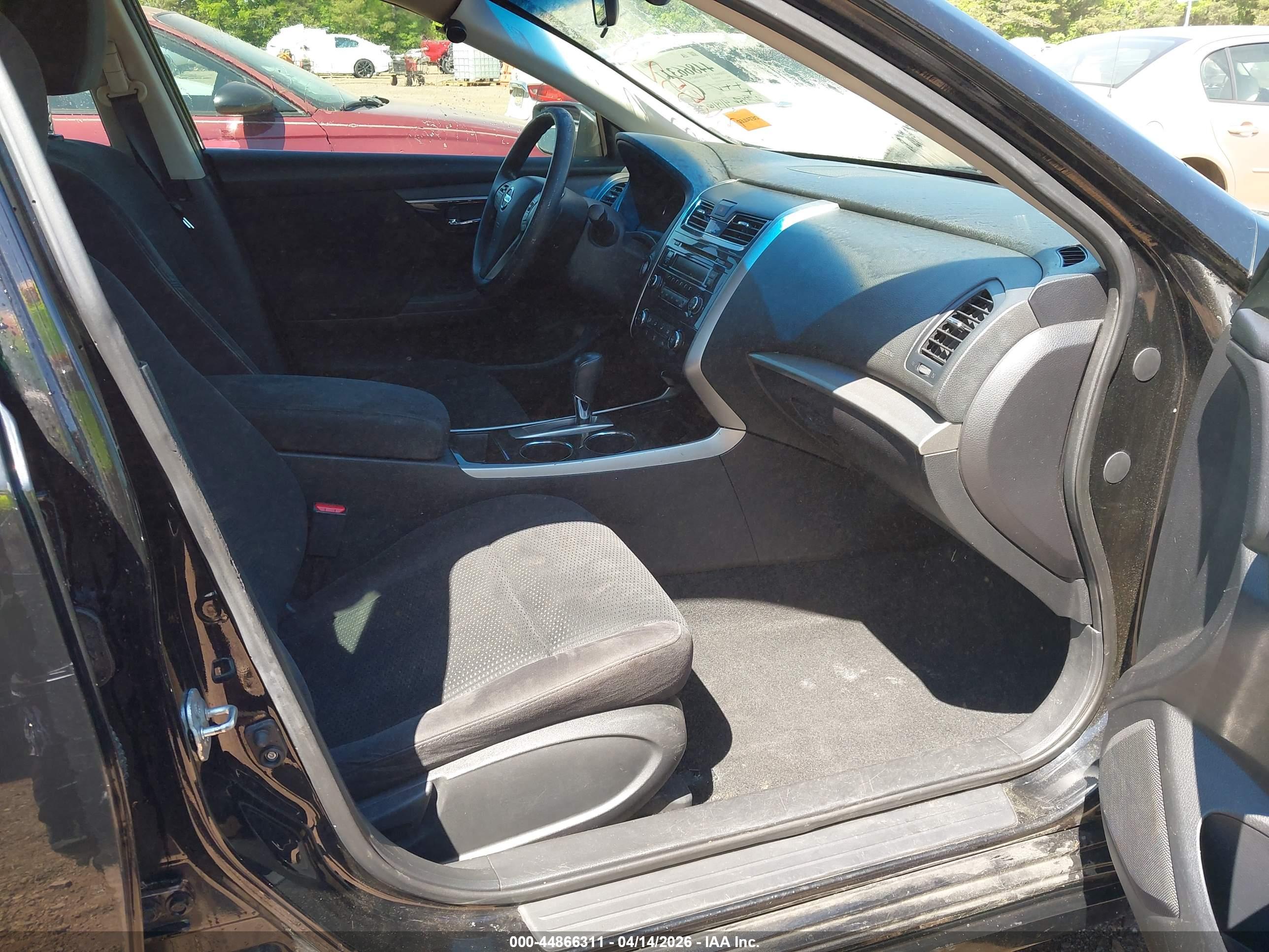NISSAN ALTIMA image 5