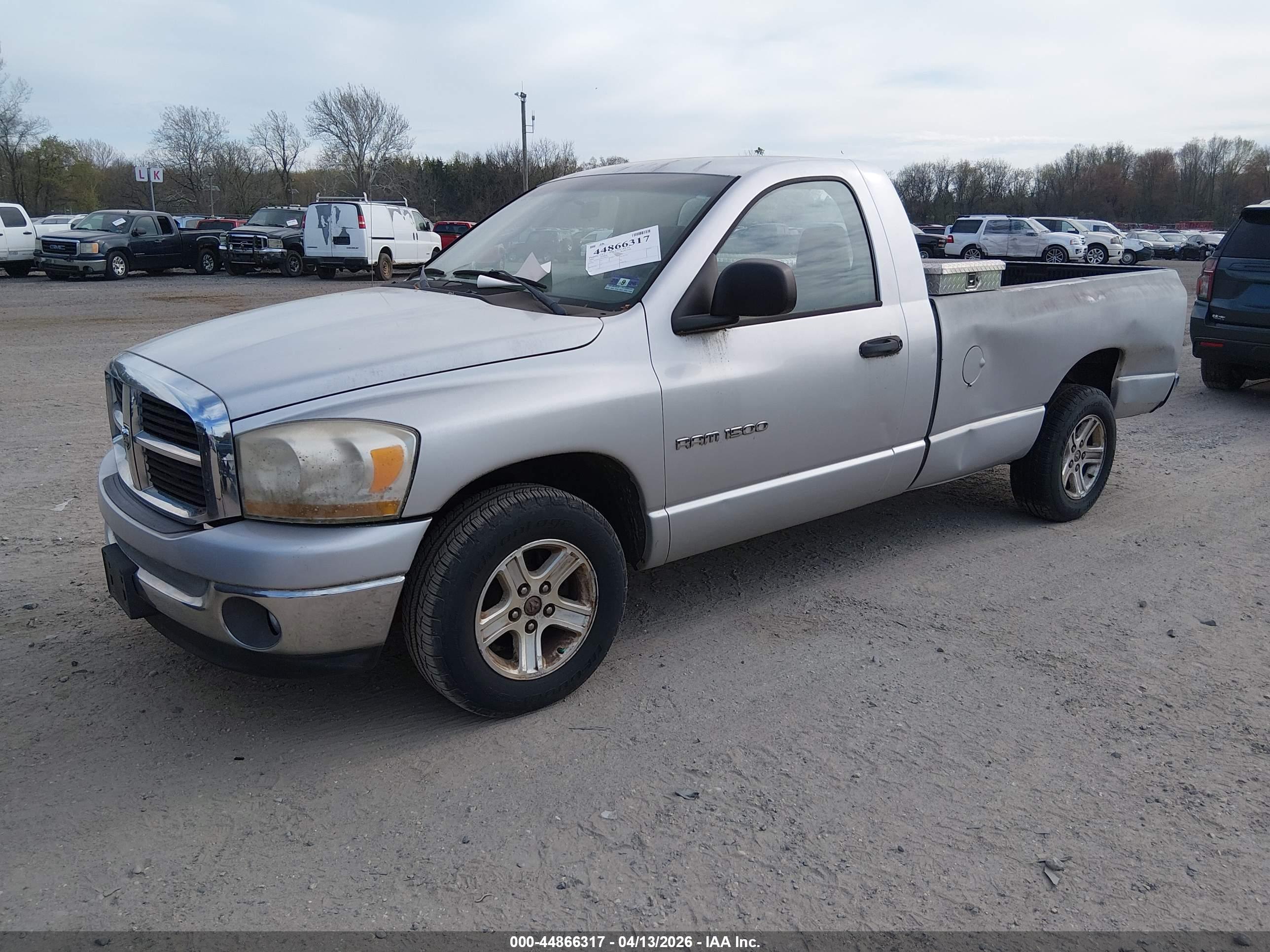 DODGE RAM image 2