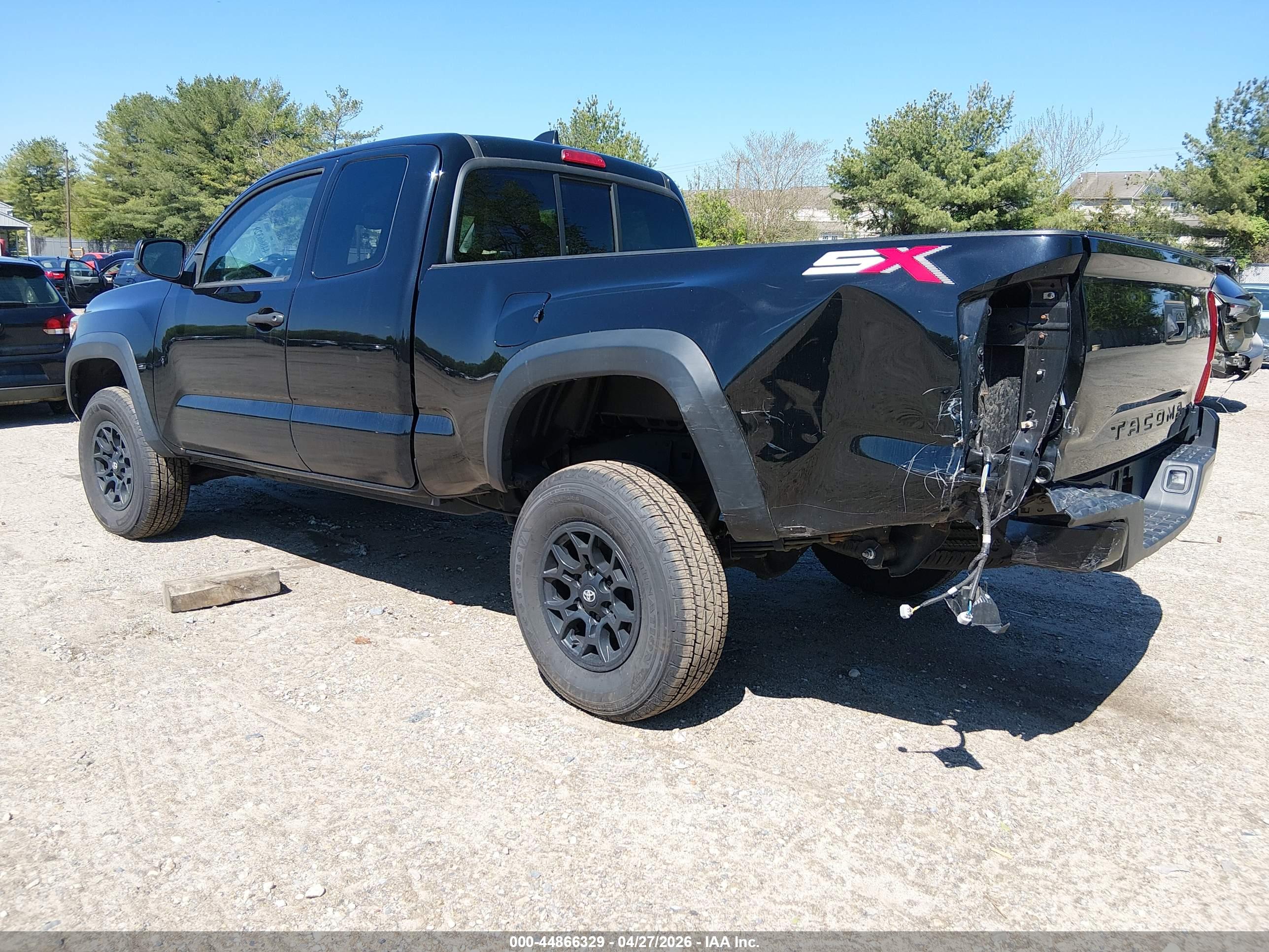 TOYOTA TACOMA image 3