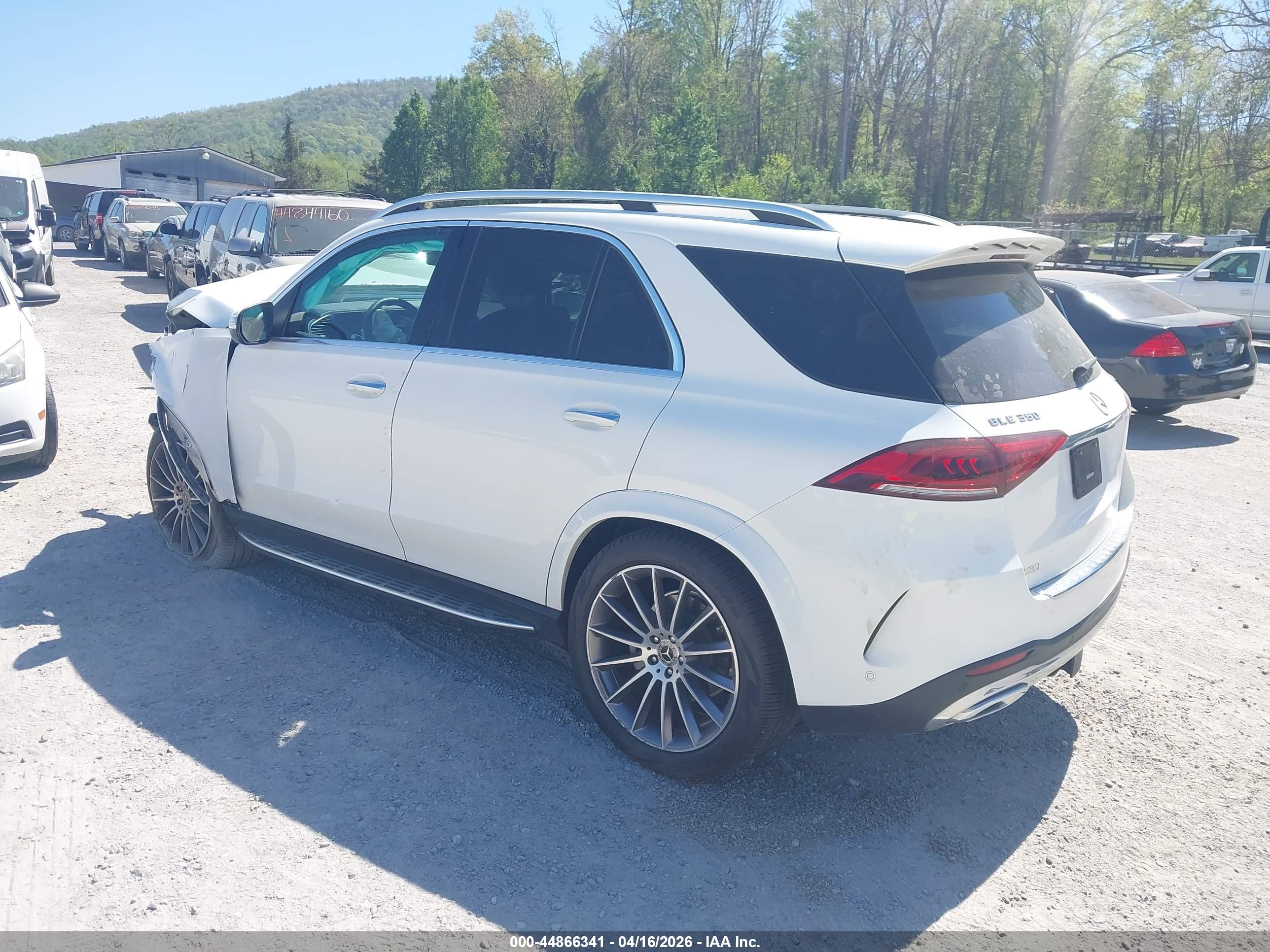 MERCEDES-BENZ GLE image 3