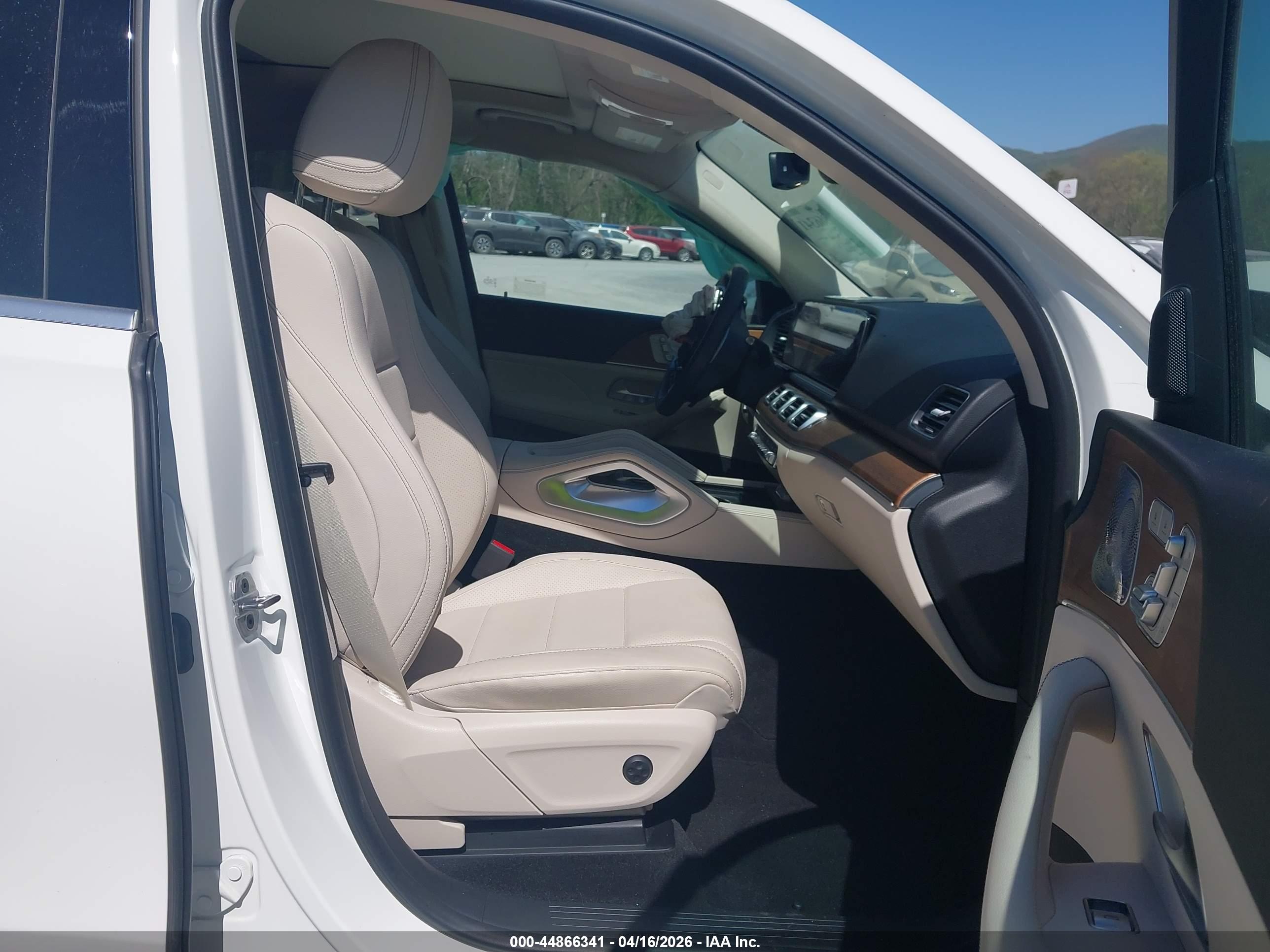 MERCEDES-BENZ GLE image 5