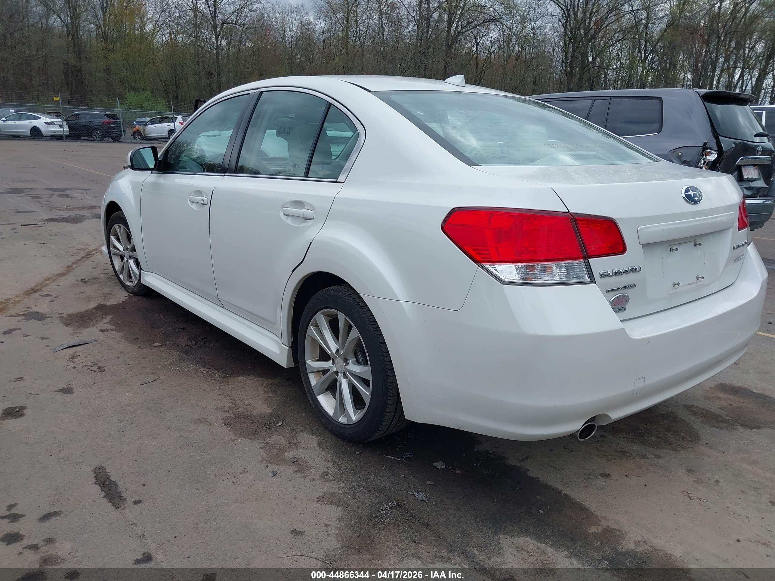 SUBARU LEGACY image 3