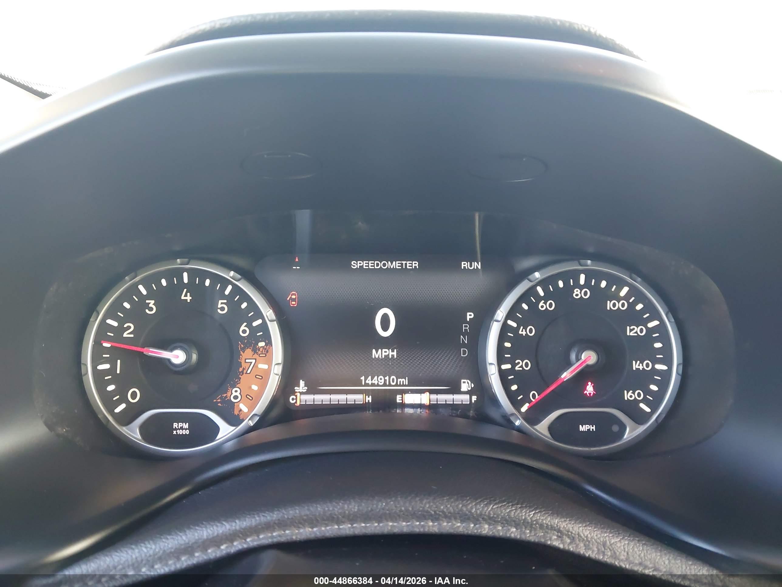 JEEP RENEGADE image 7
