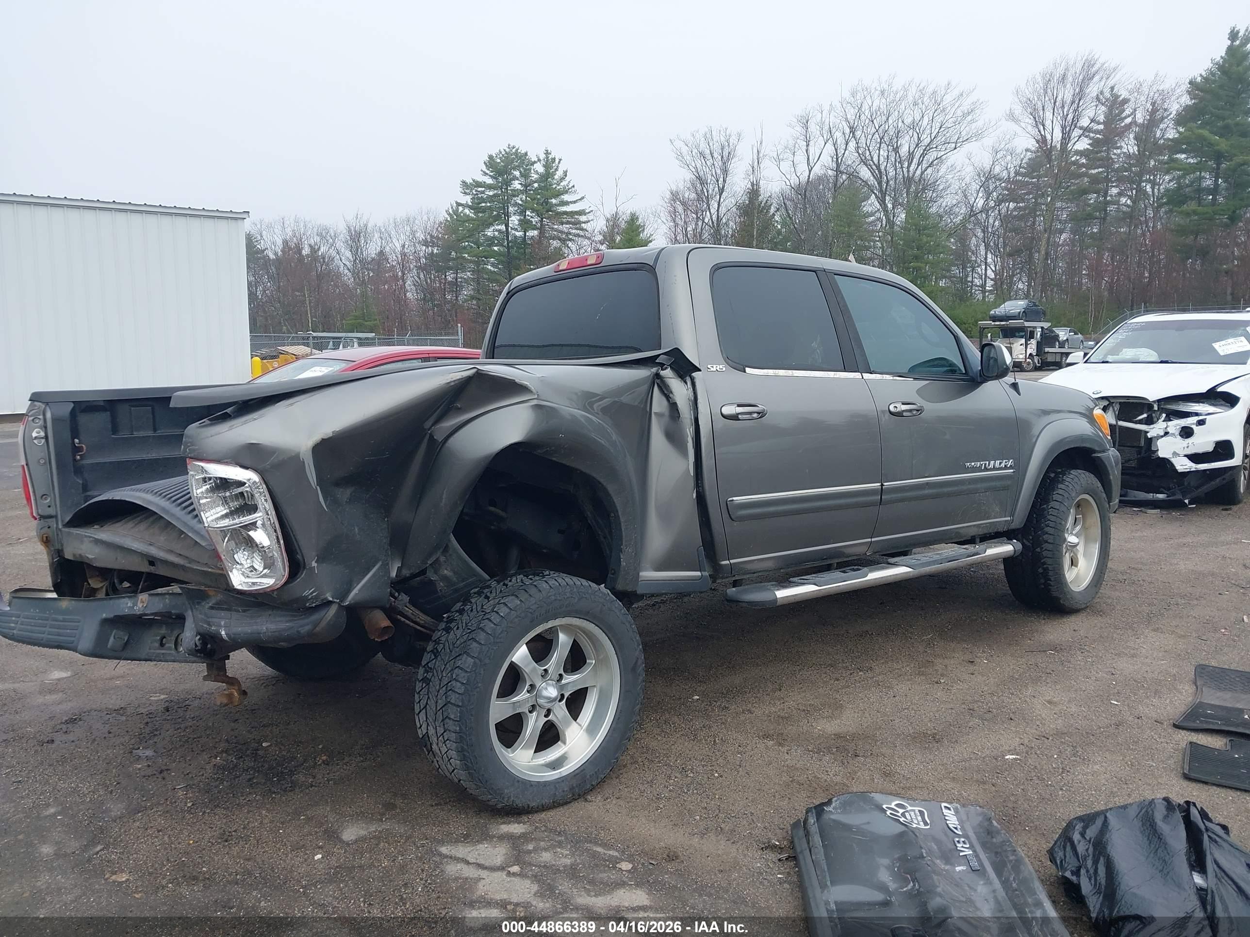 TOYOTA TUNDRA image 4