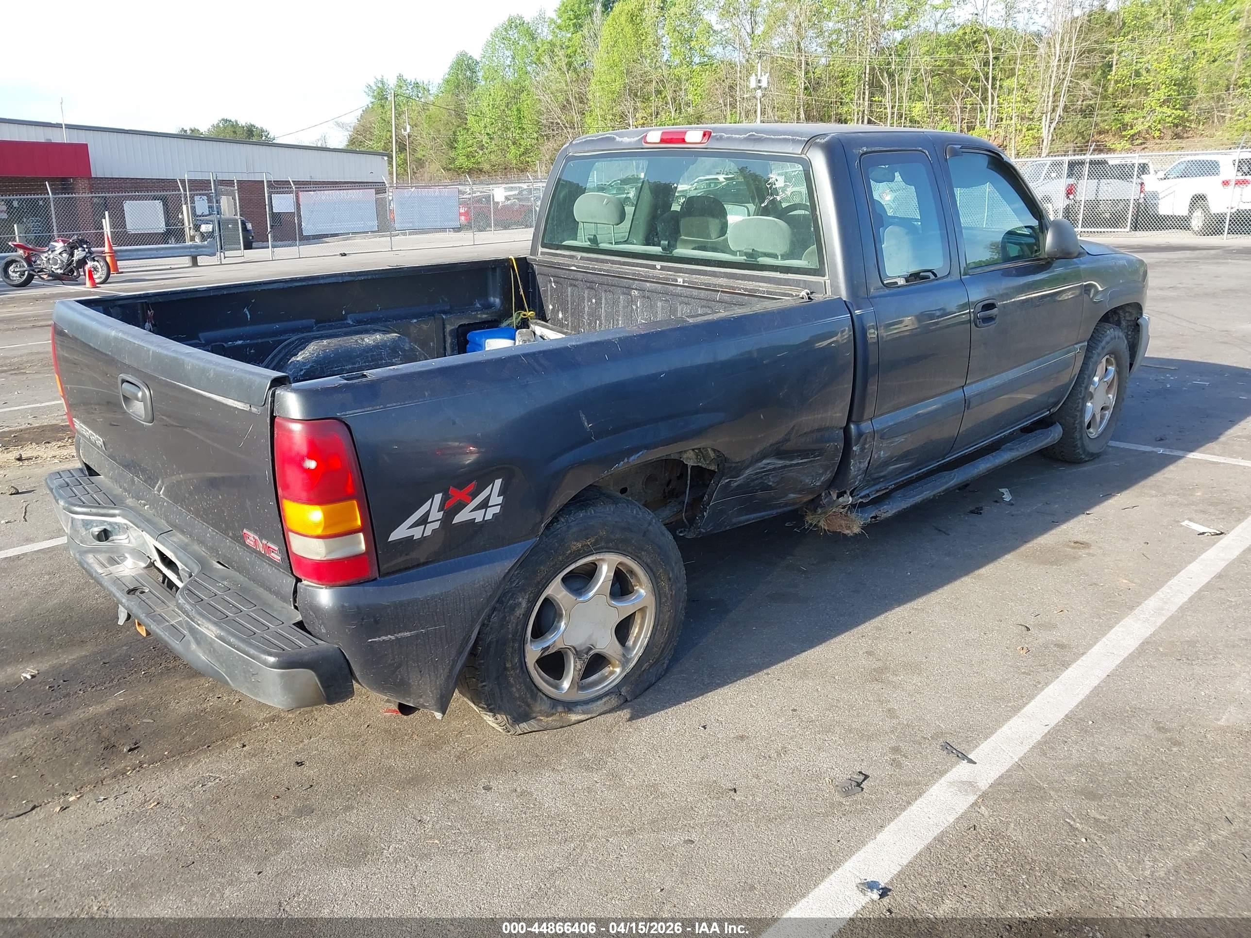 GMC SIERRA image 4