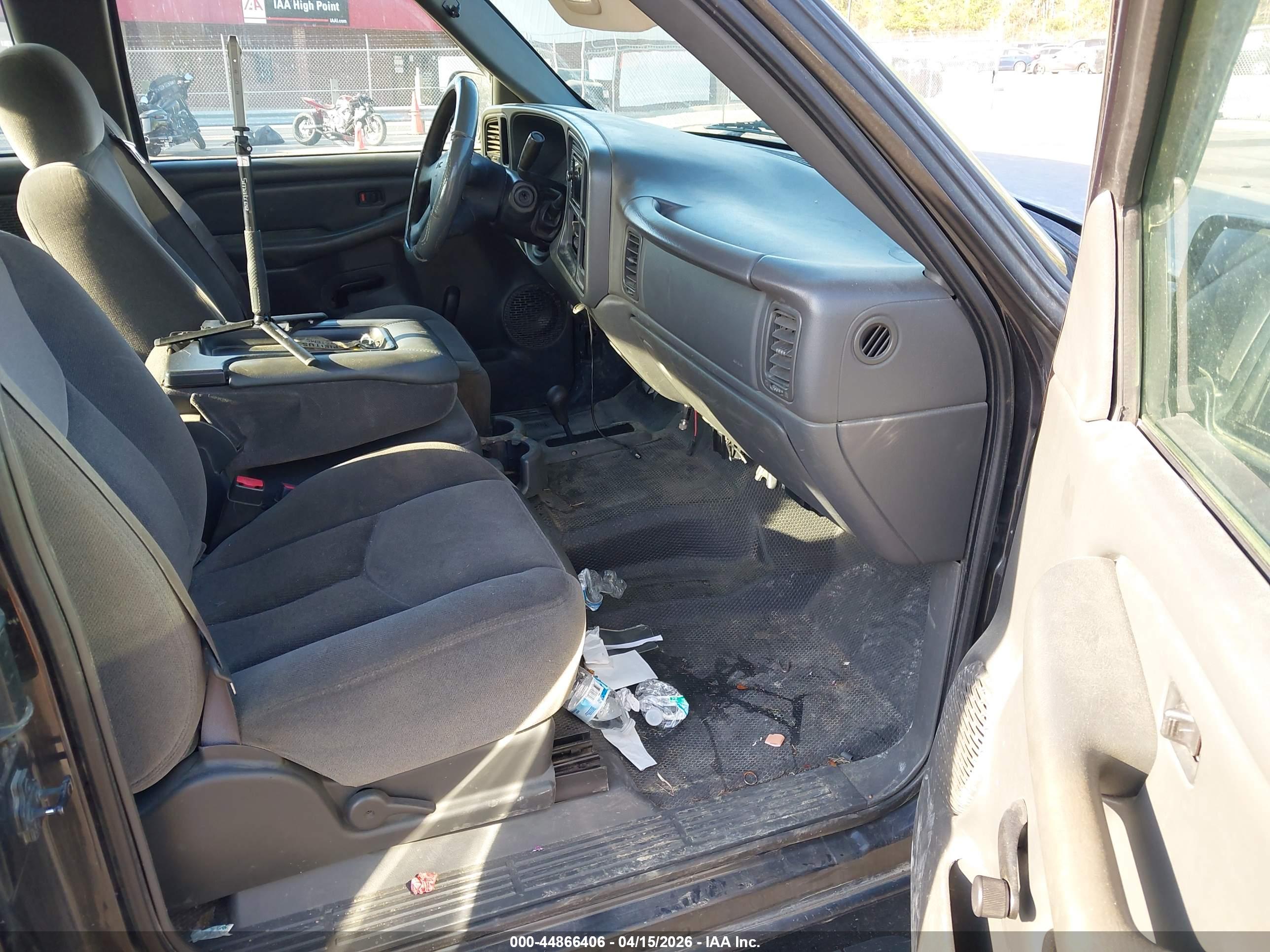 GMC SIERRA image 5