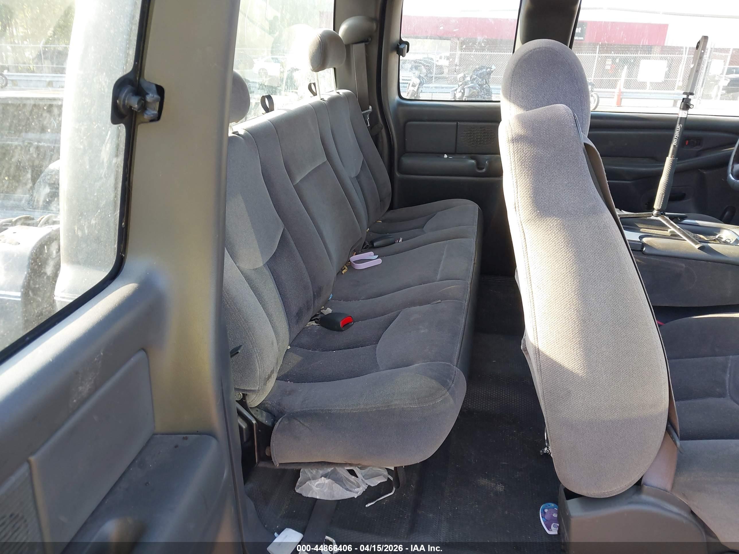 GMC SIERRA image 8