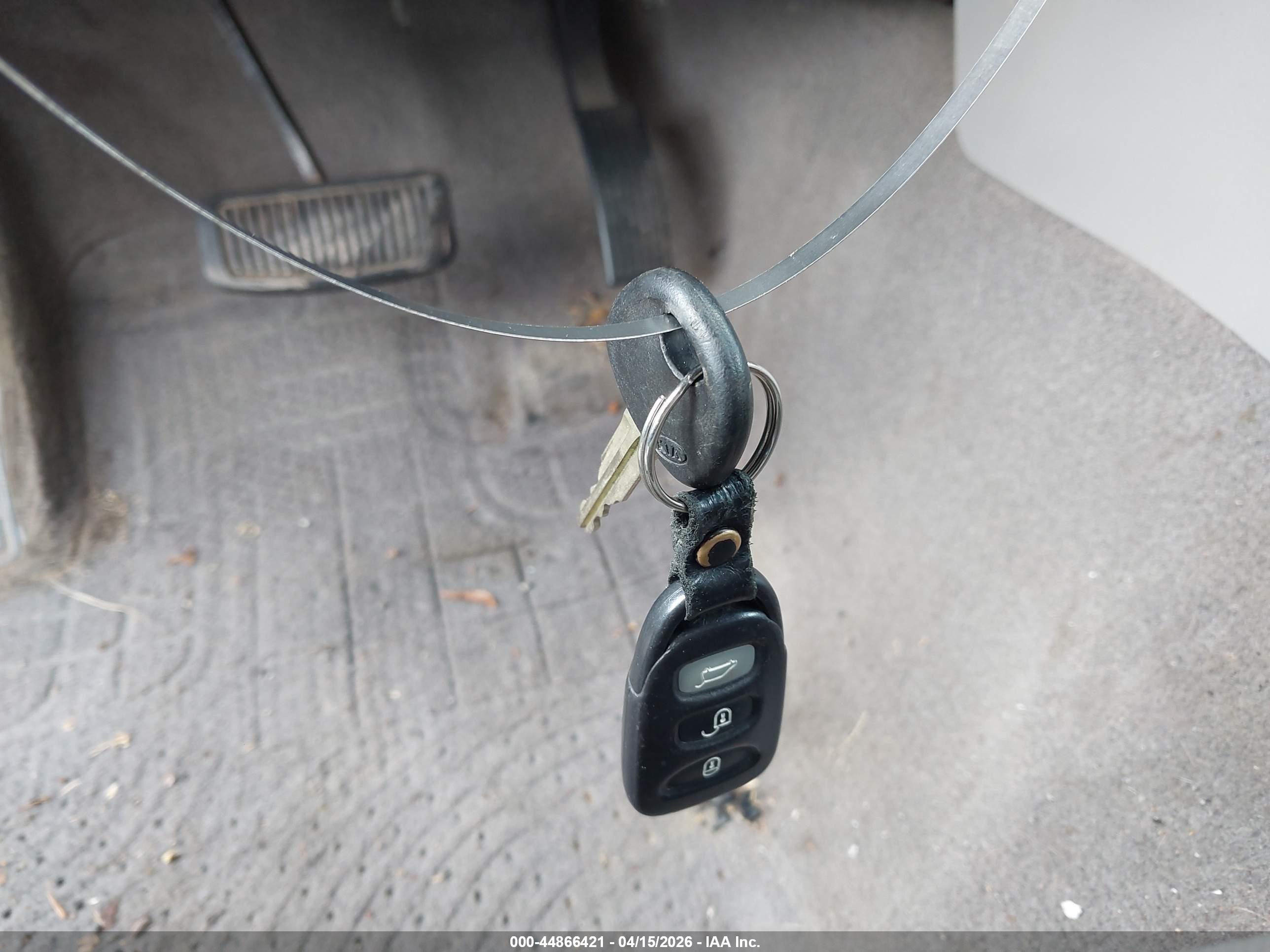KIA SORENTO image 11